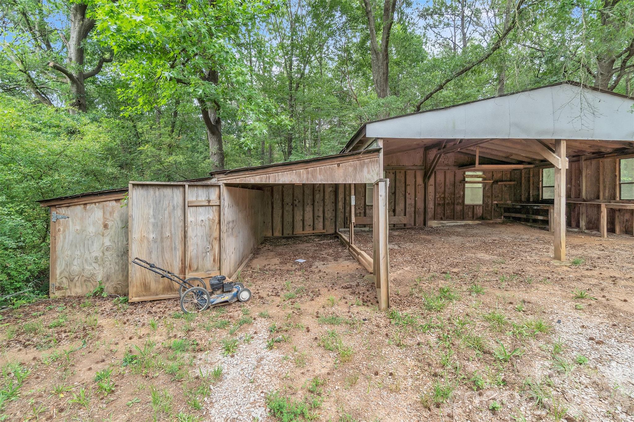 367 Horne Road — Peachland