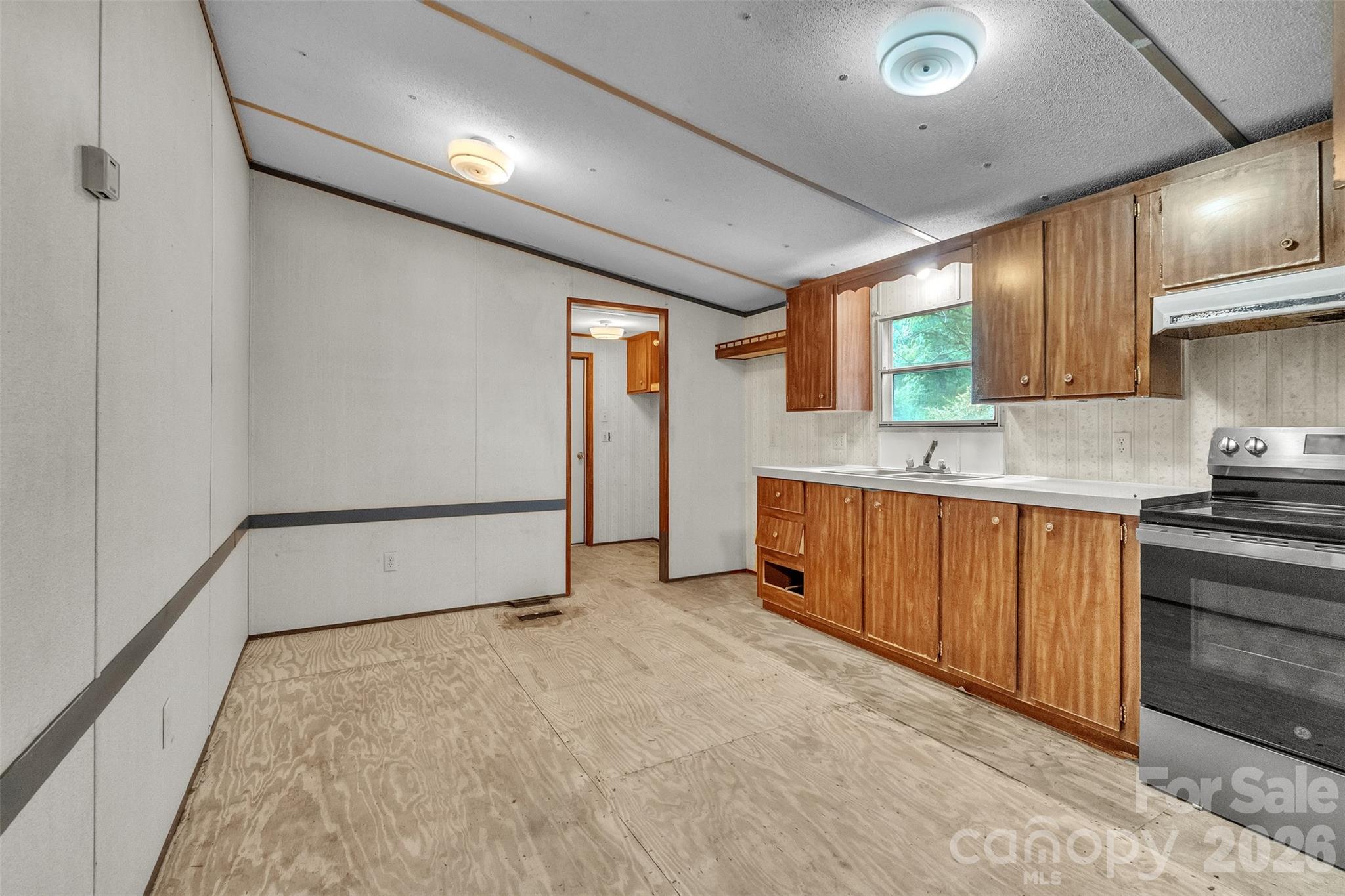 367 Horne Road — Peachland