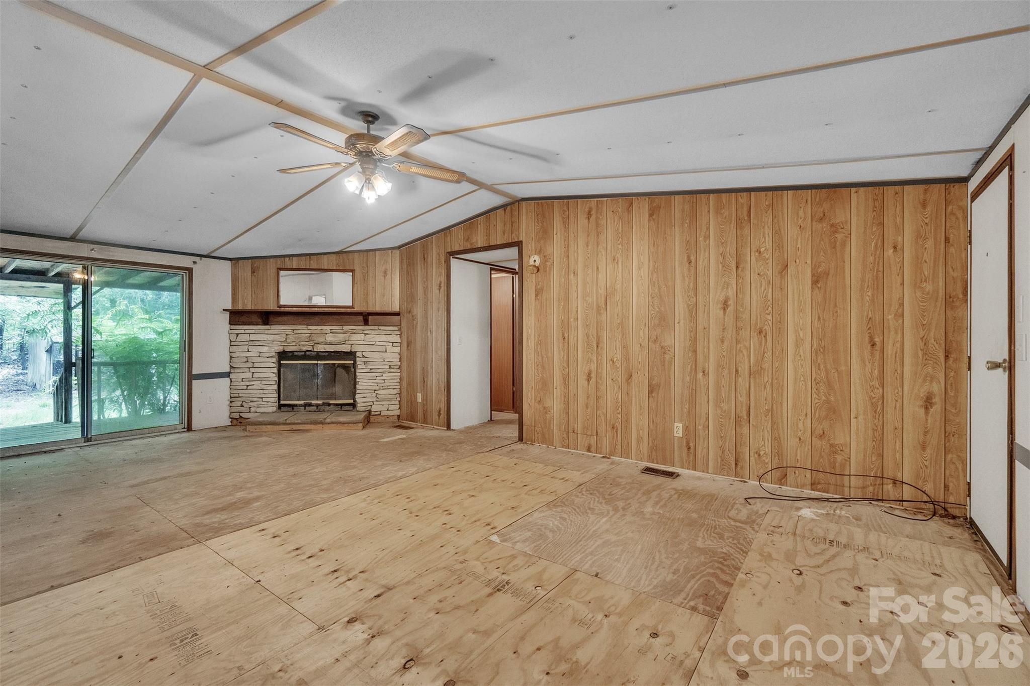 367 Horne Road — Peachland
