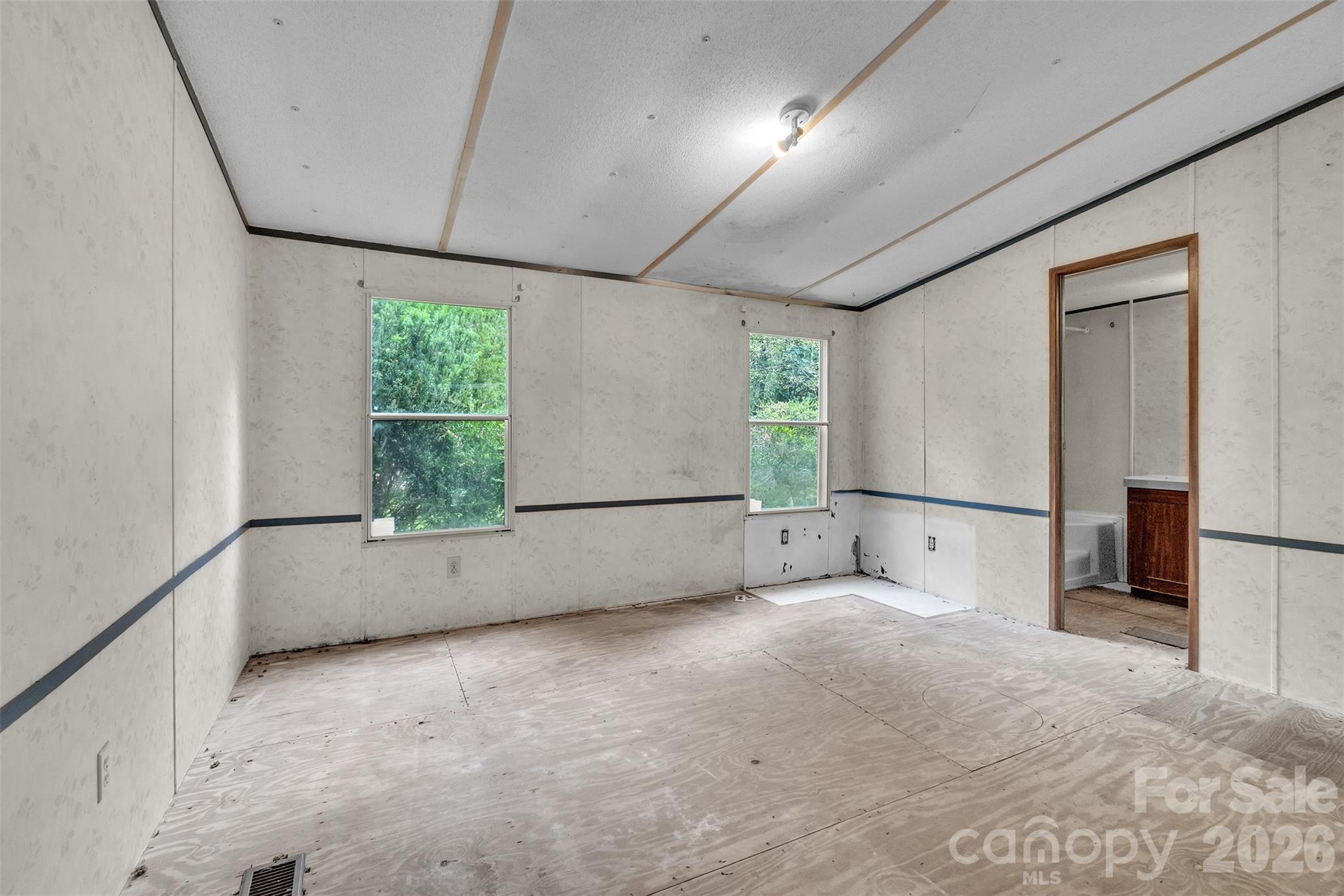 367 Horne Road — Peachland