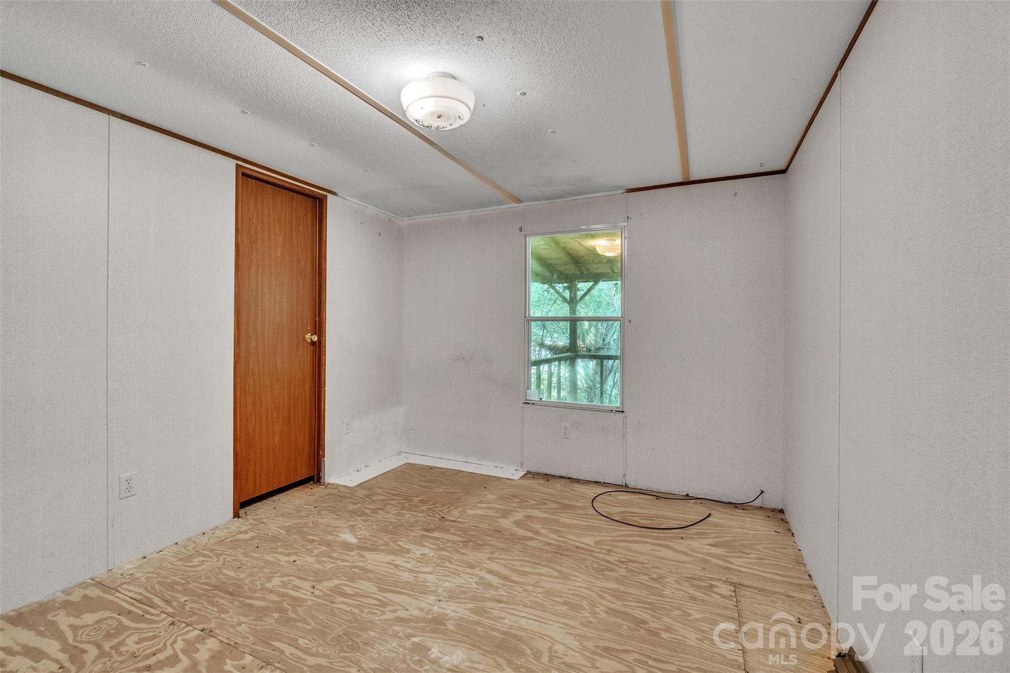 367 Horne Road — Peachland