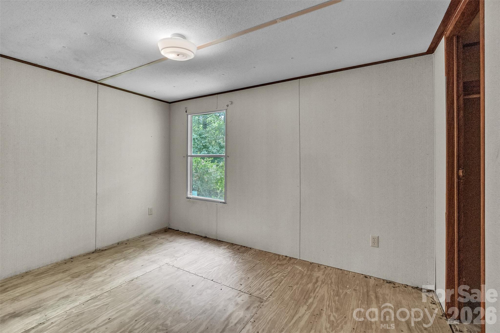 367 Horne Road — Peachland