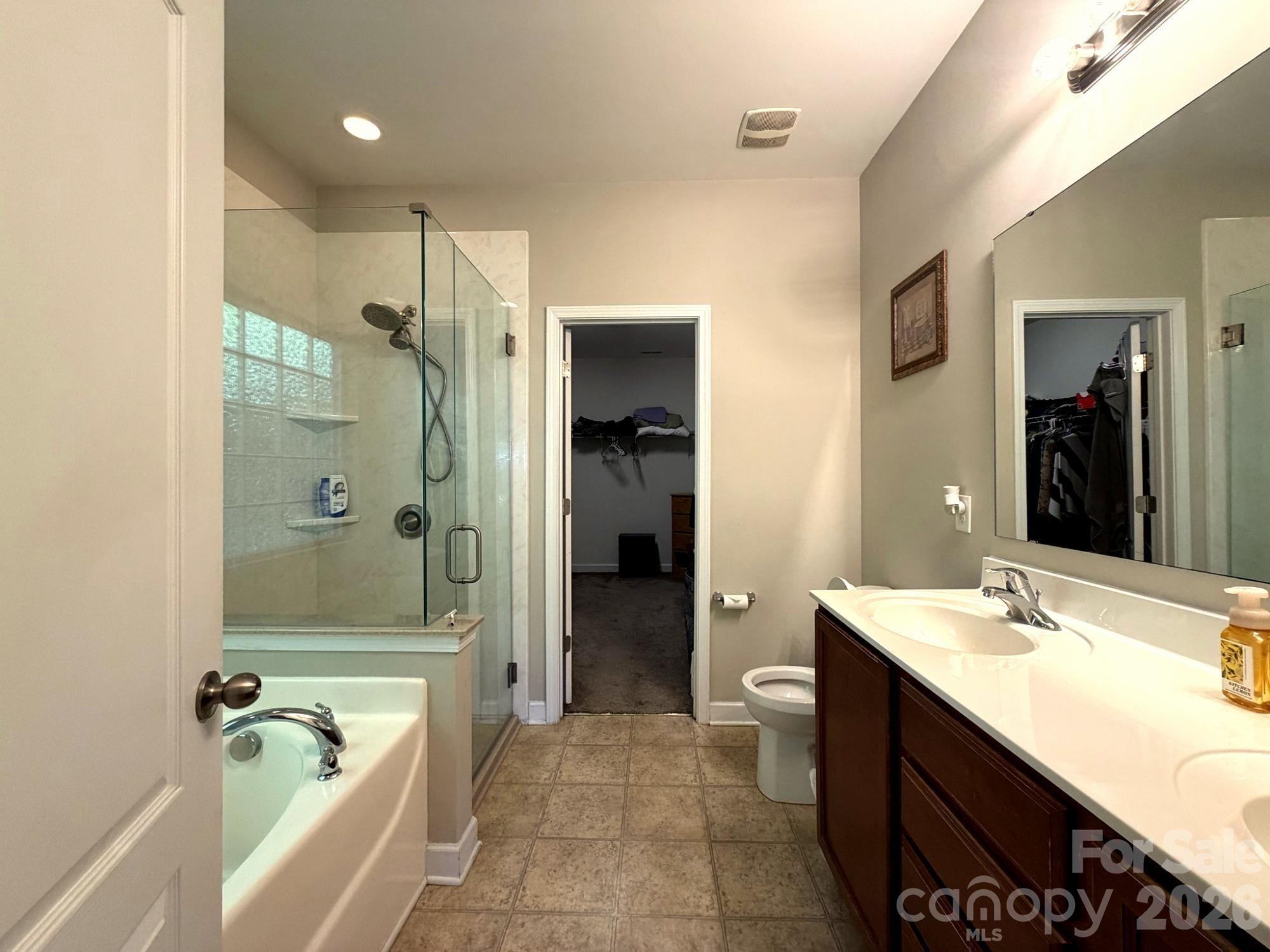 1919 Corriente Court — Charlotte