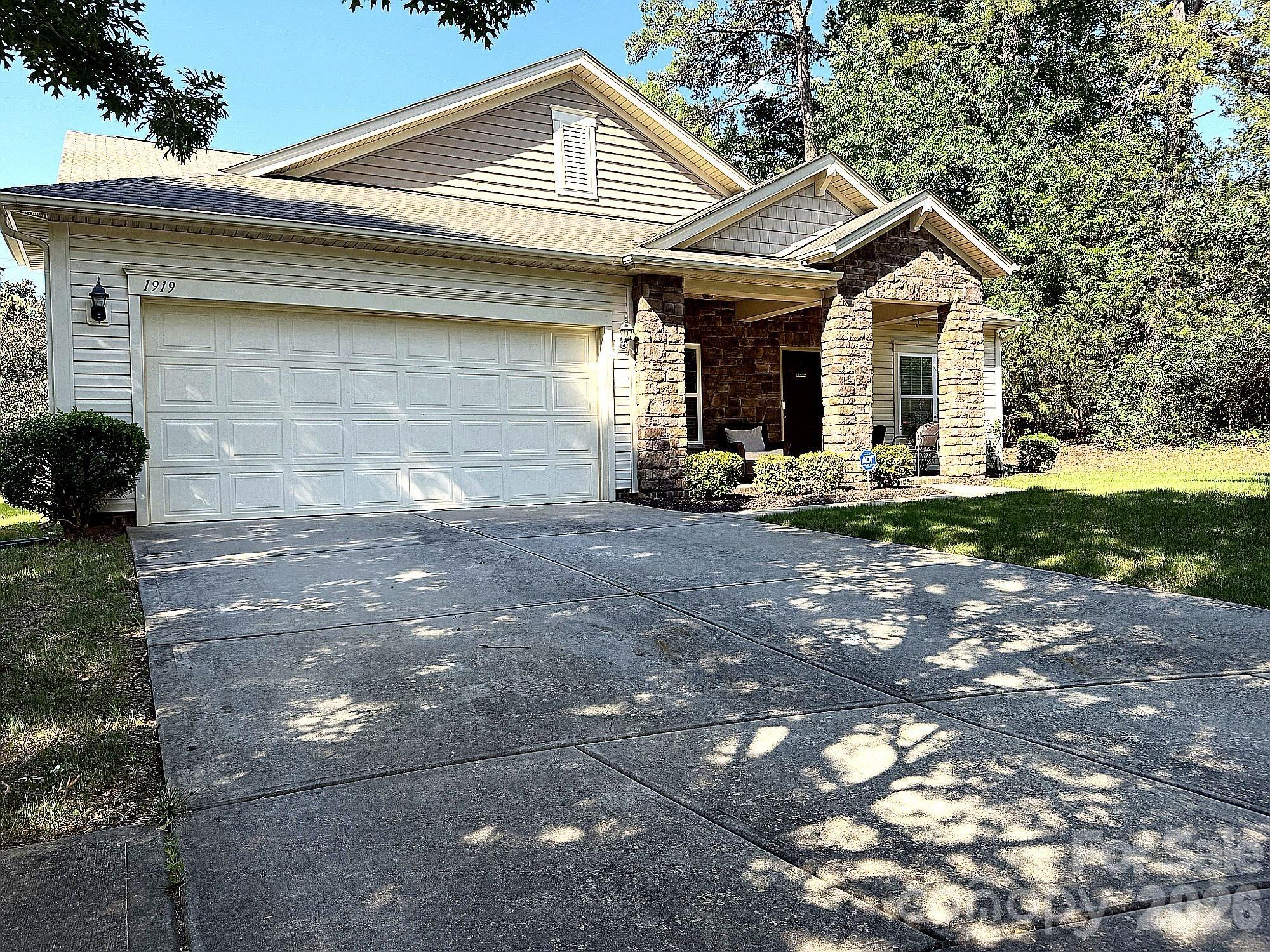 1919 Corriente Court — Charlotte