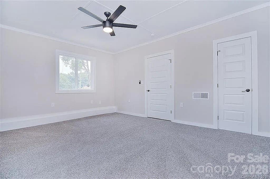 3100 Avalon Avenue — Charlotte