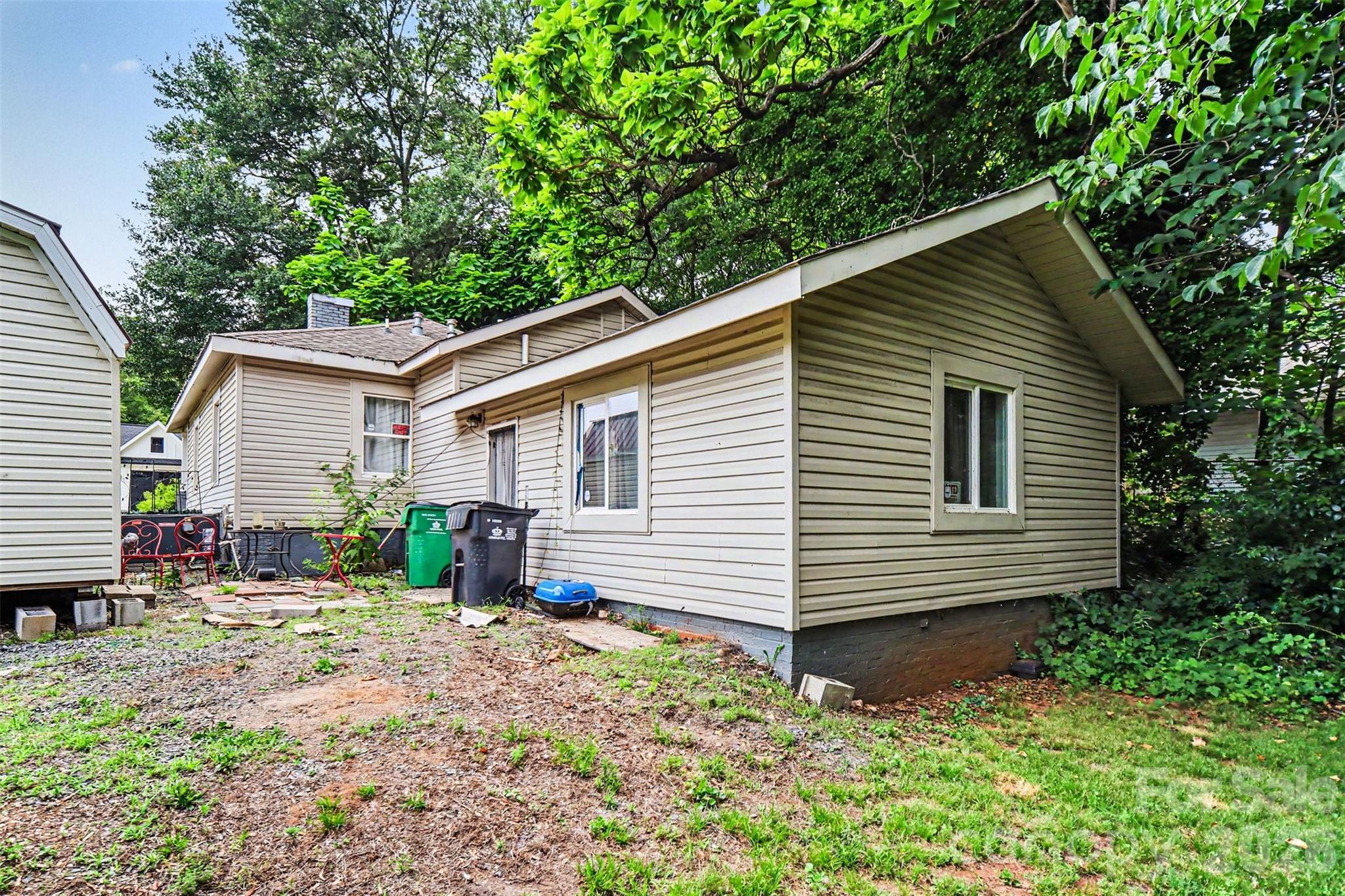 3100 Avalon Avenue — Charlotte