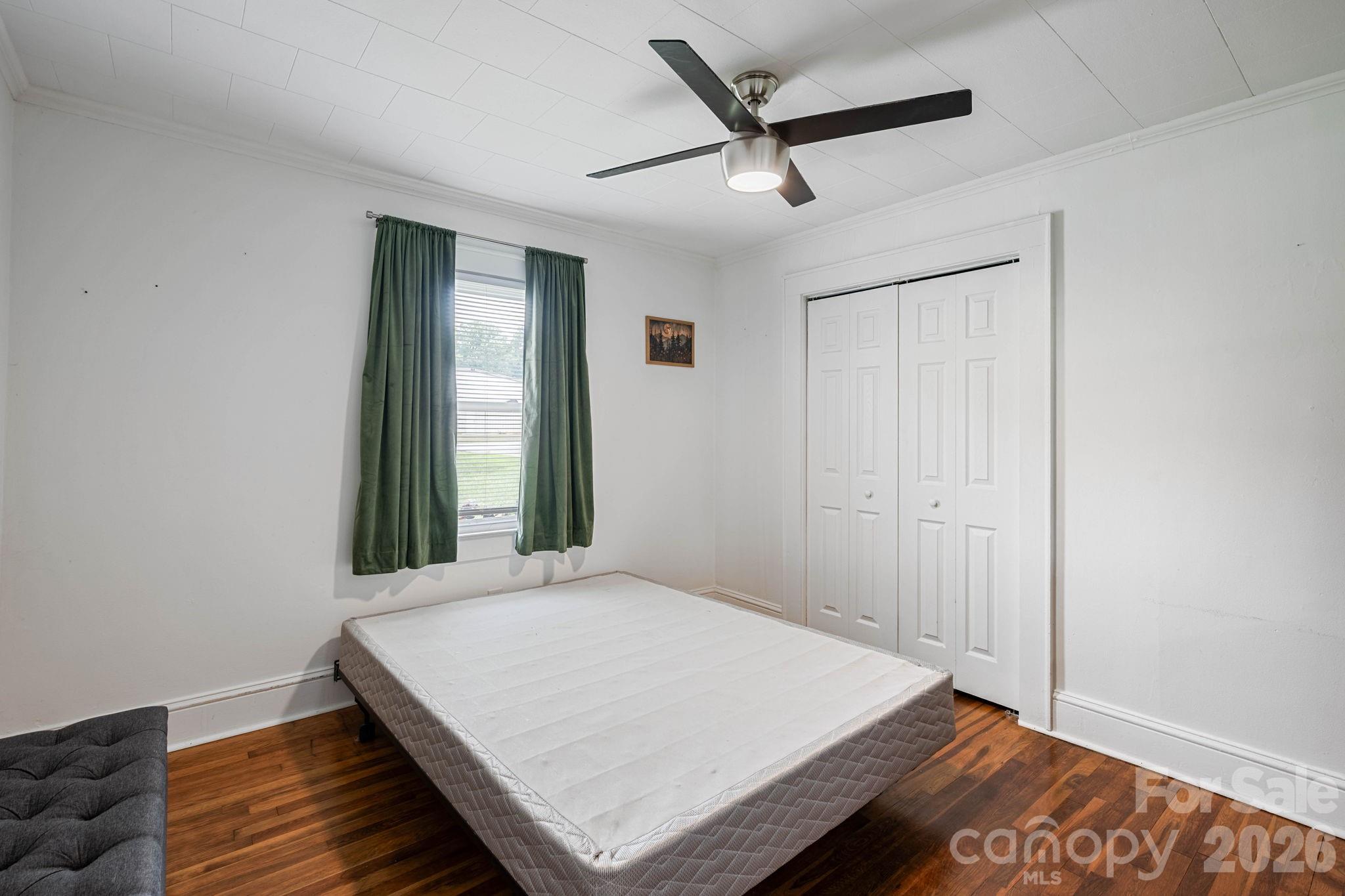 1674 Harris Henrietta Road — Forest City