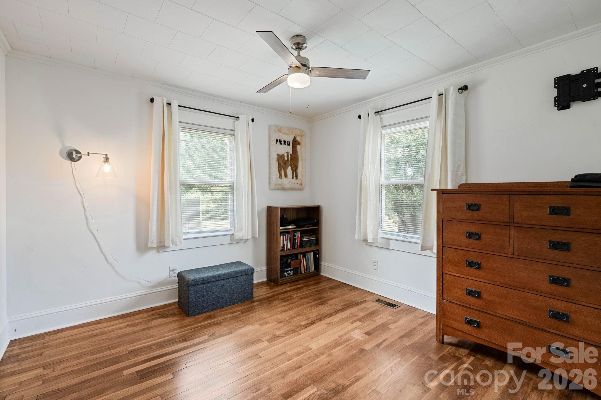 1674 Harris Henrietta Road — Forest City