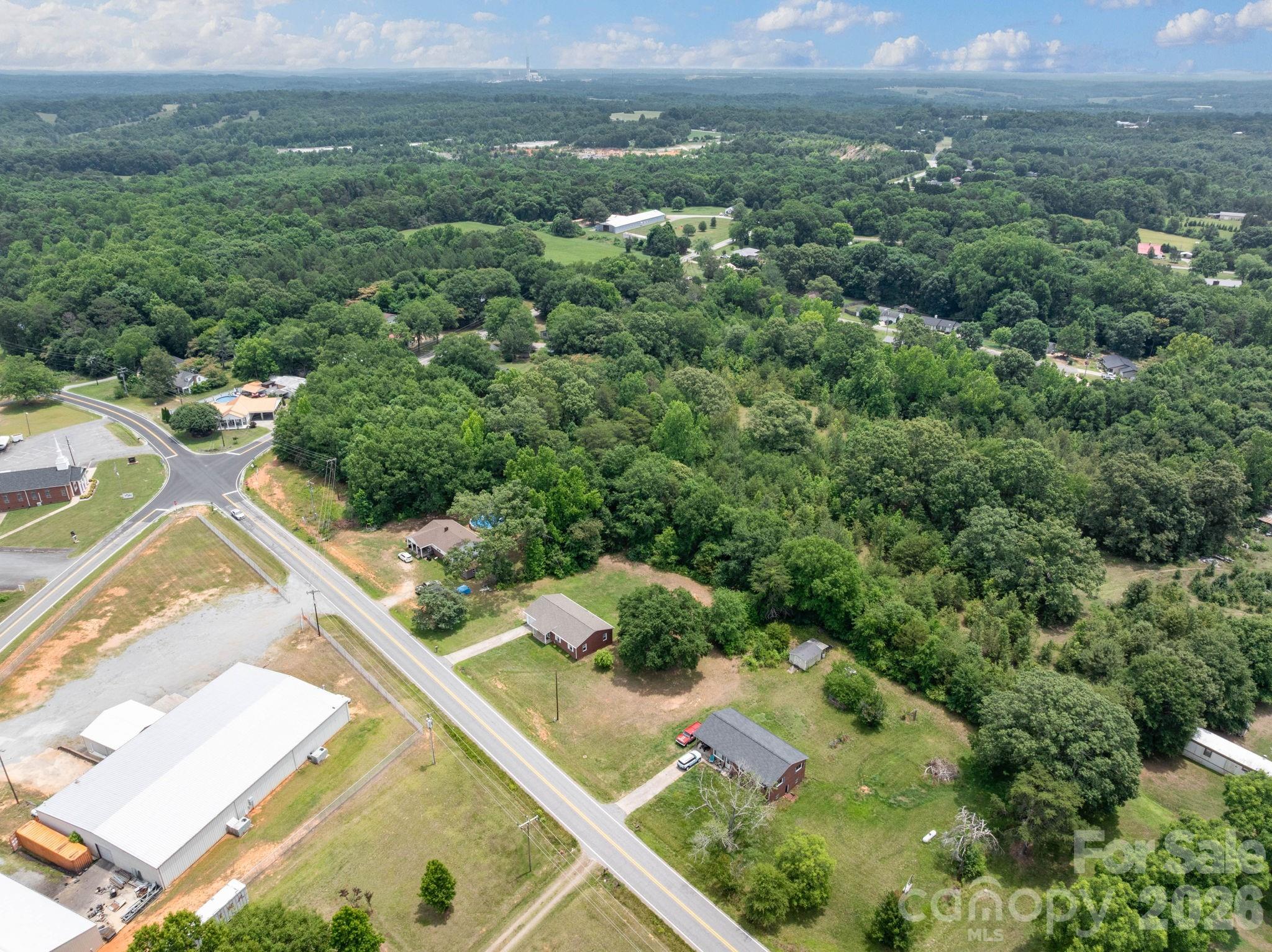 1674 Harris Henrietta Road — Forest City
