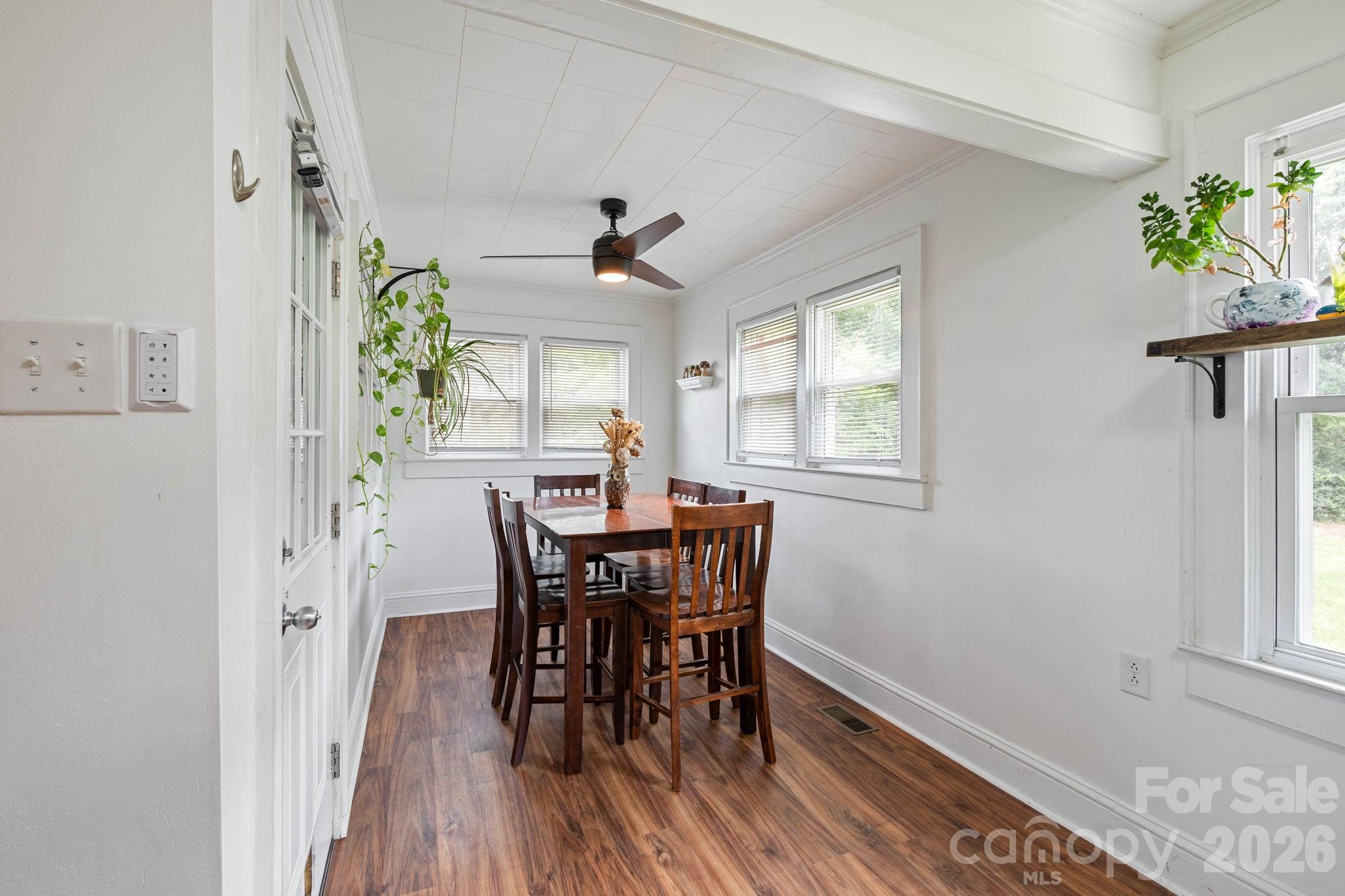 1674 Harris Henrietta Road — Forest City