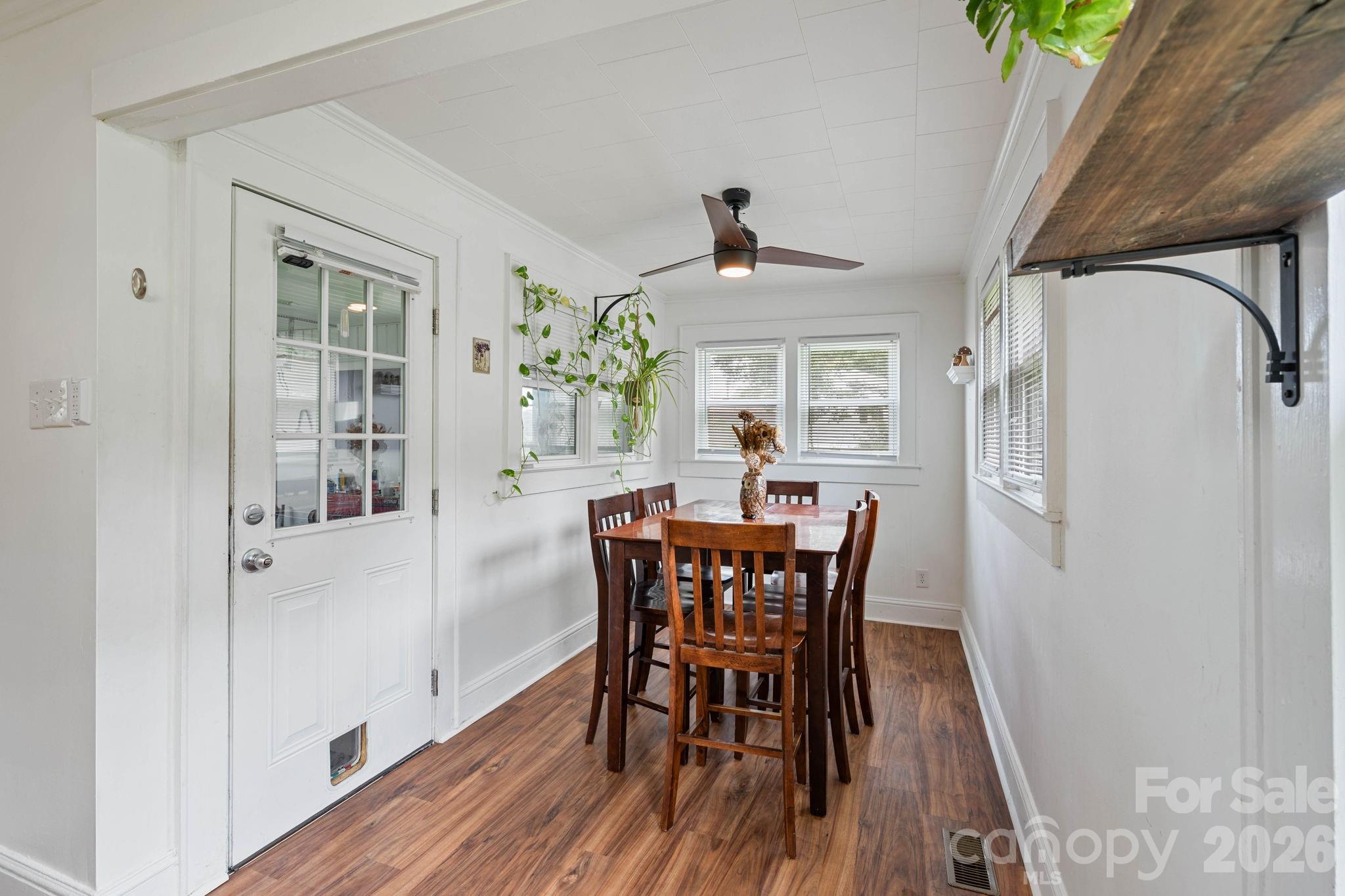 1674 Harris Henrietta Road — Forest City