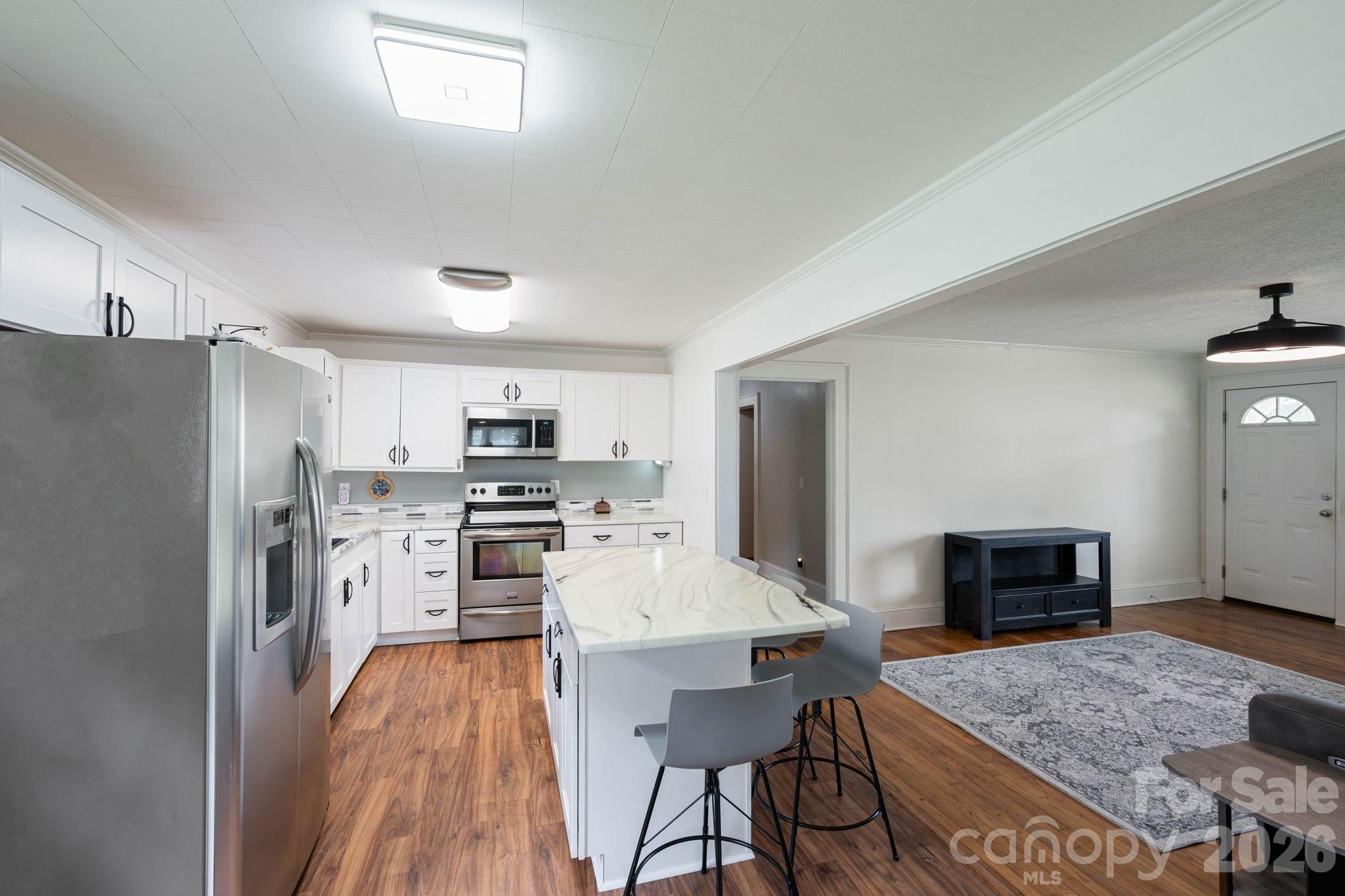 1674 Harris Henrietta Road — Forest City