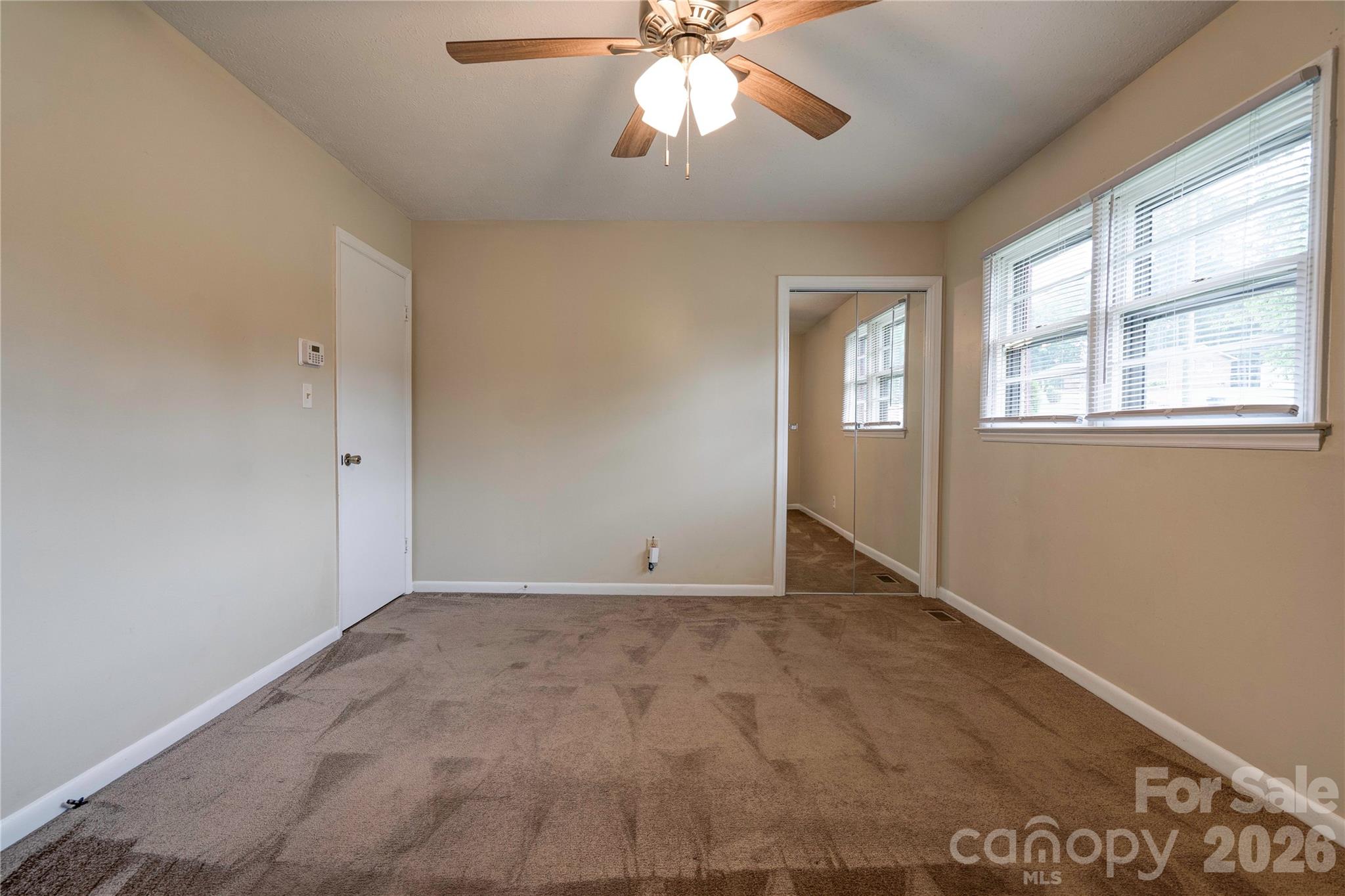 1323 N Lakewood Drive — Shelby