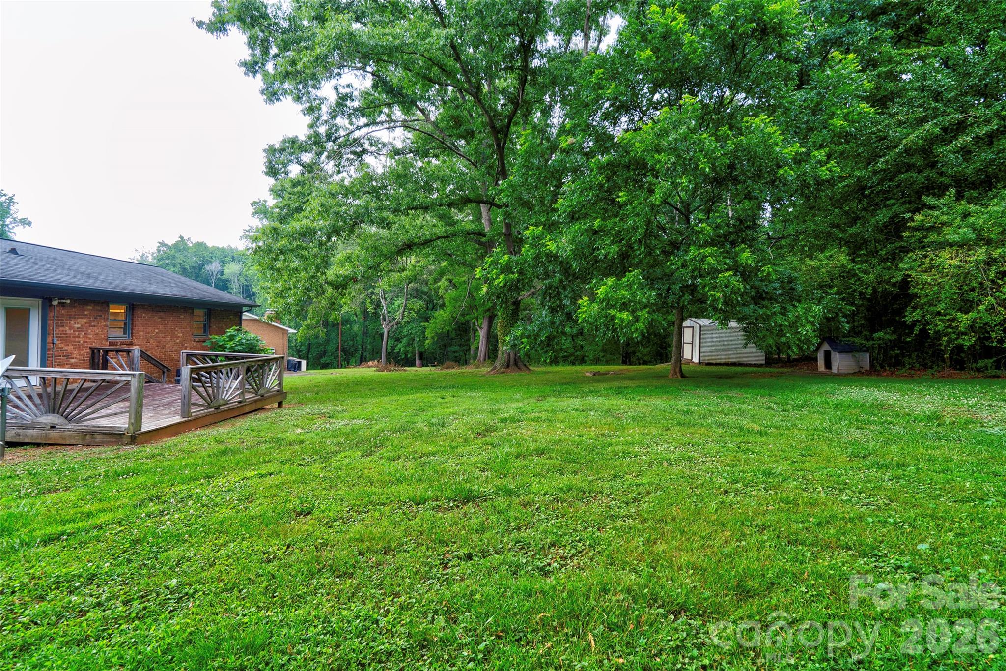 1323 N Lakewood Drive — Shelby