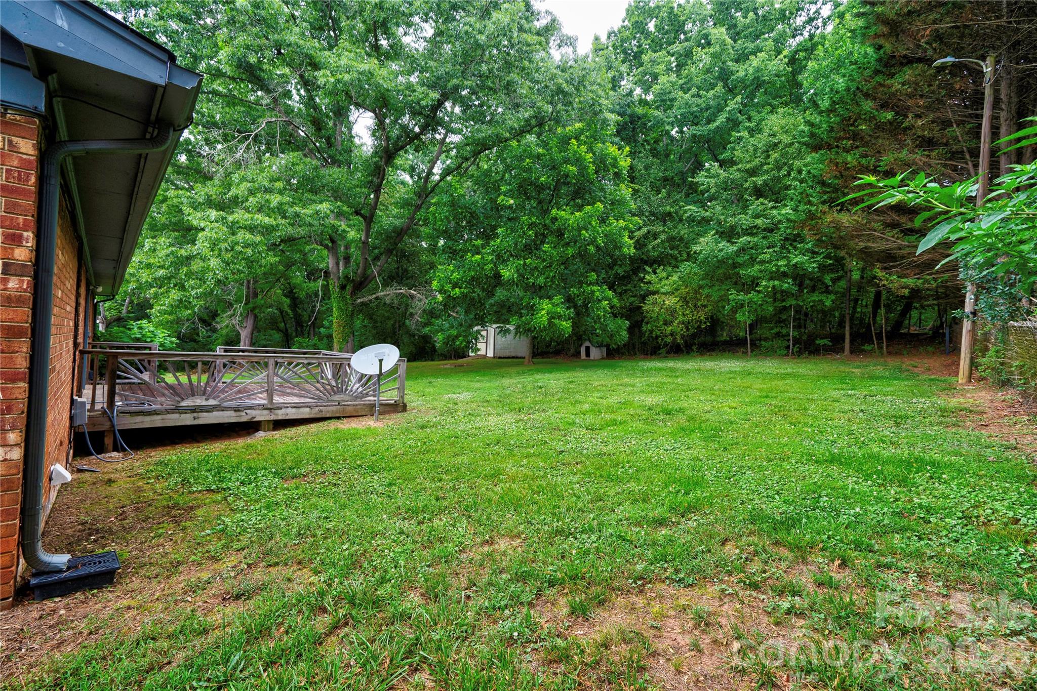 1323 N Lakewood Drive — Shelby