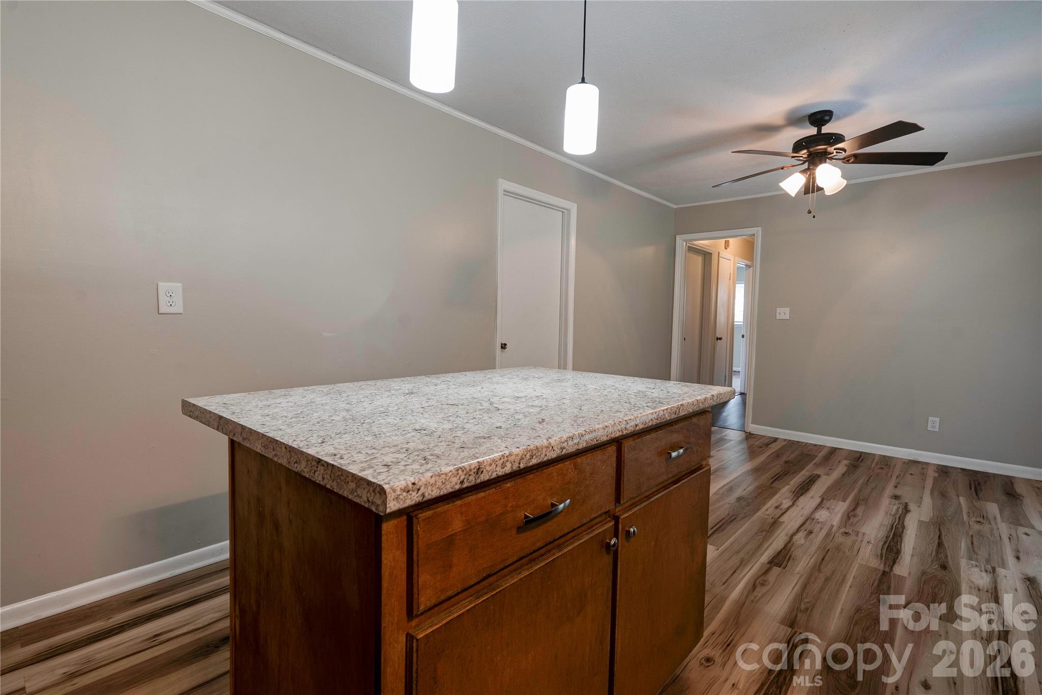 1323 N Lakewood Drive — Shelby