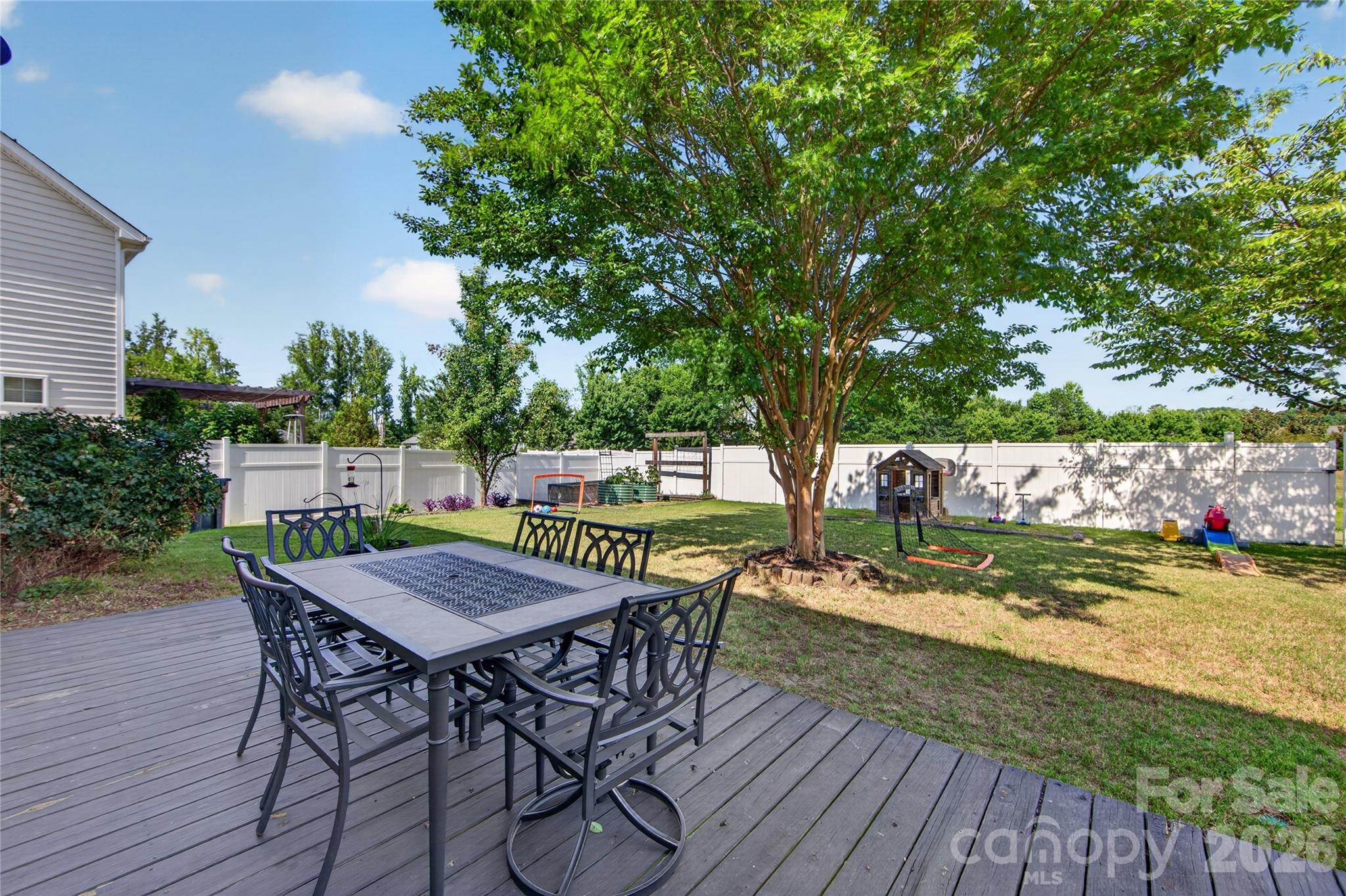 12531 Surreykirt Lane — Huntersville
