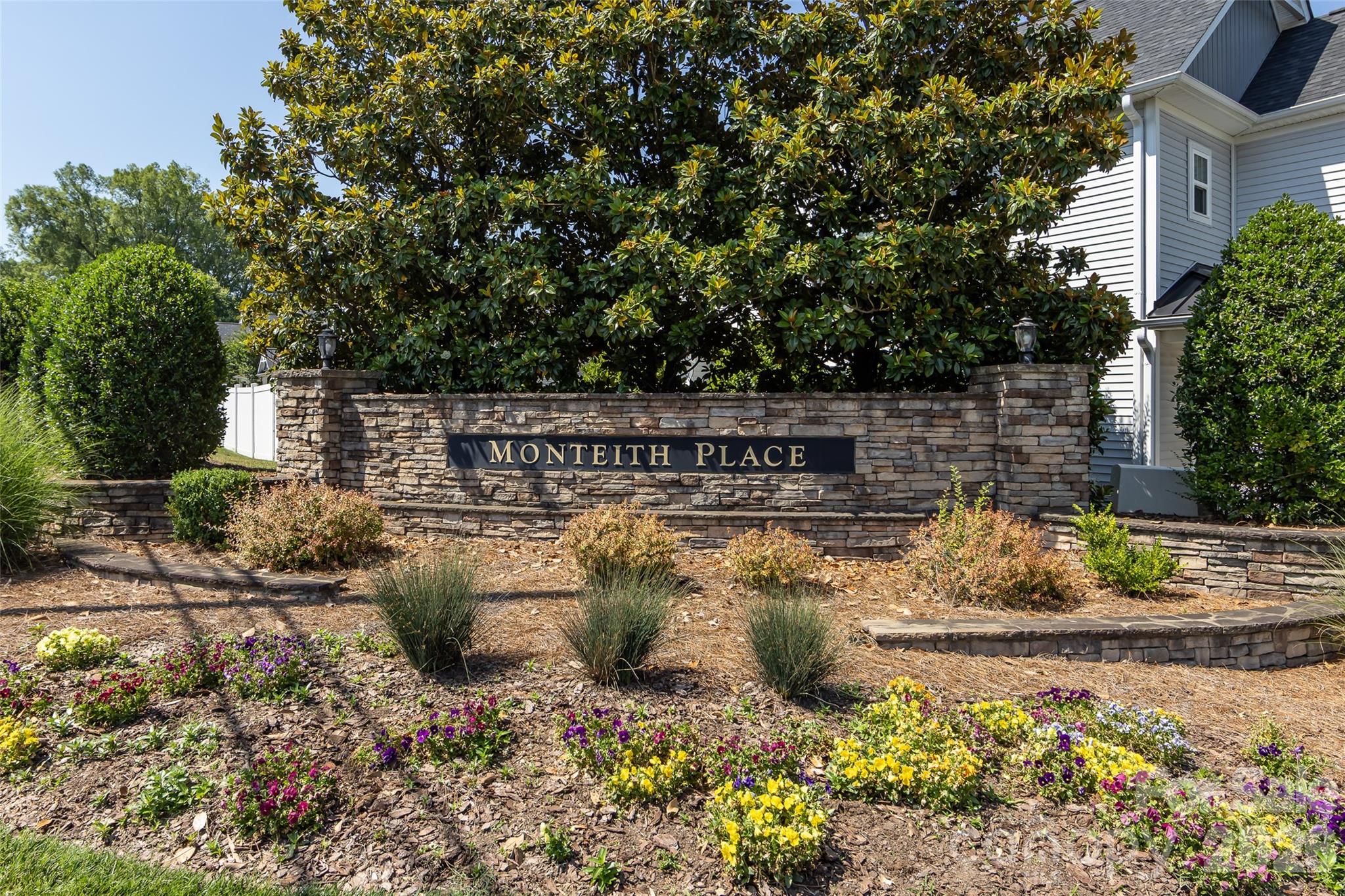 12531 Surreykirt Lane — Huntersville