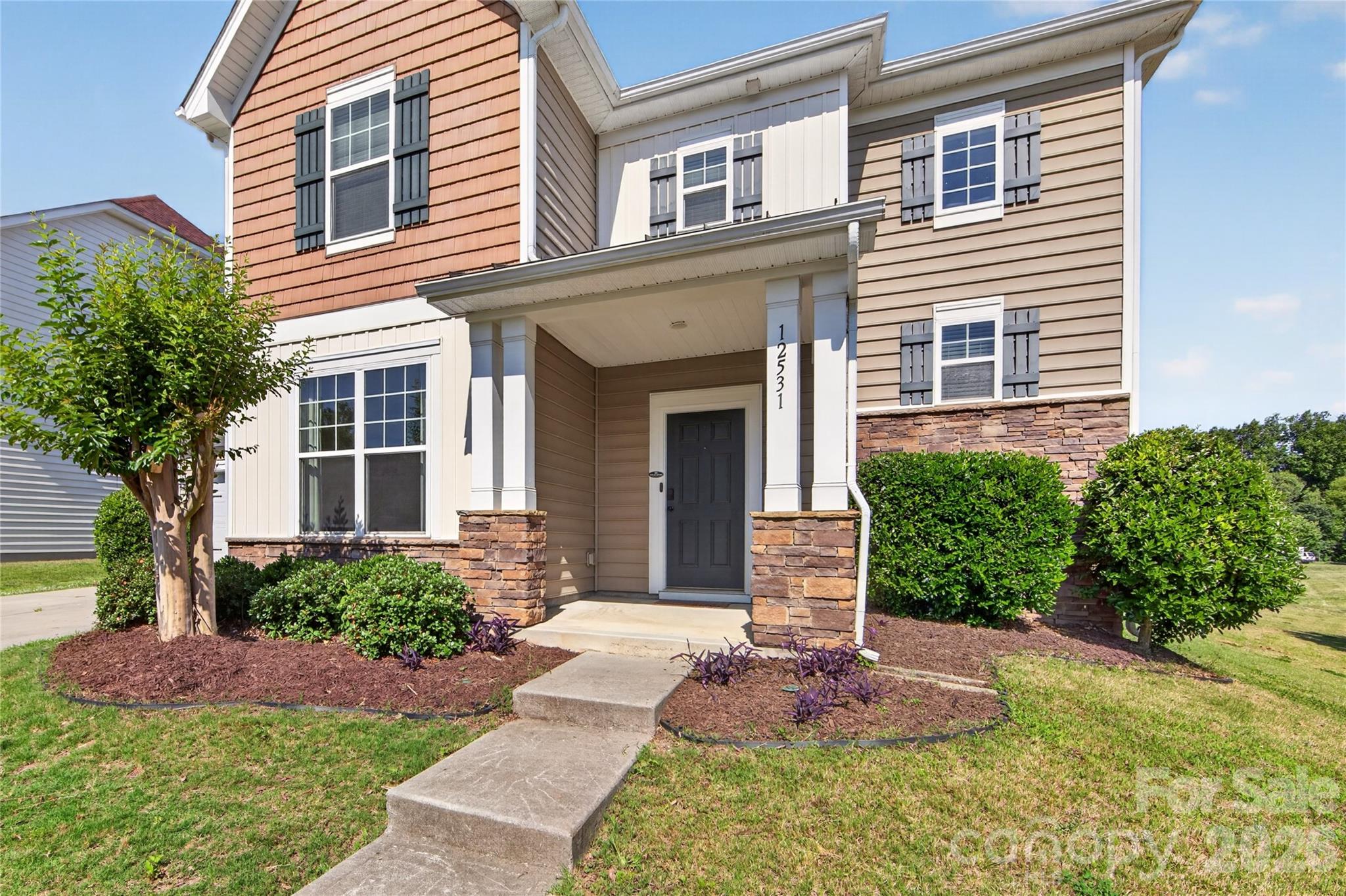 12531 Surreykirt Lane — Huntersville