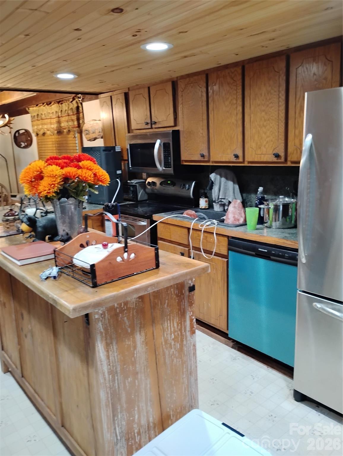 401 Shady Drive — Collettsville