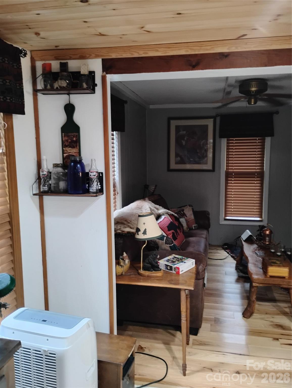 401 Shady Drive — Collettsville