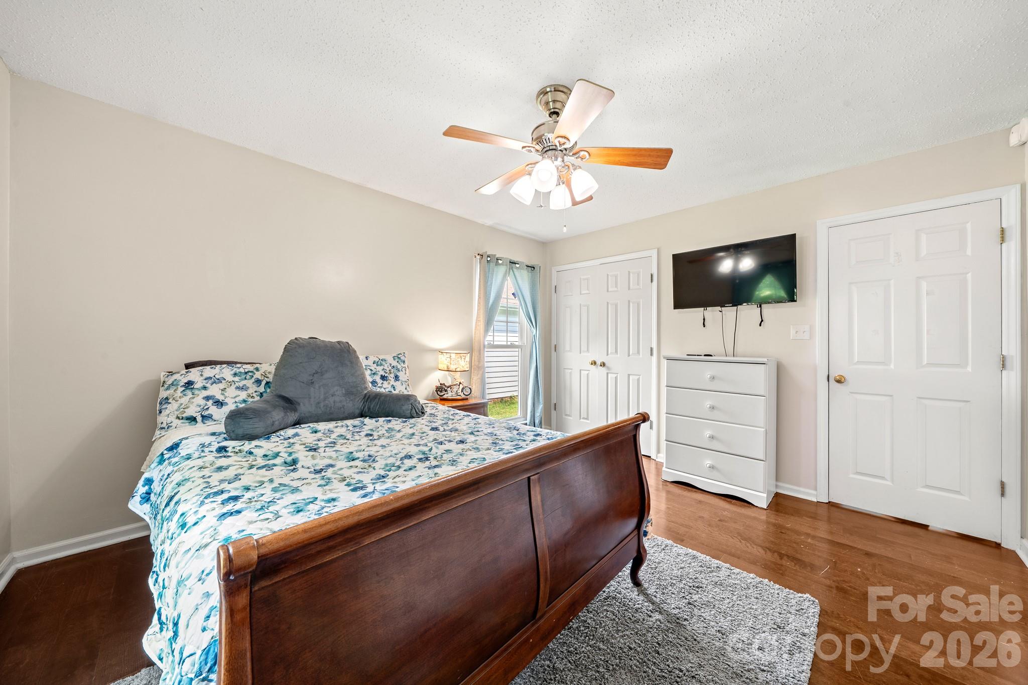 5200 Cressingham Court — Charlotte