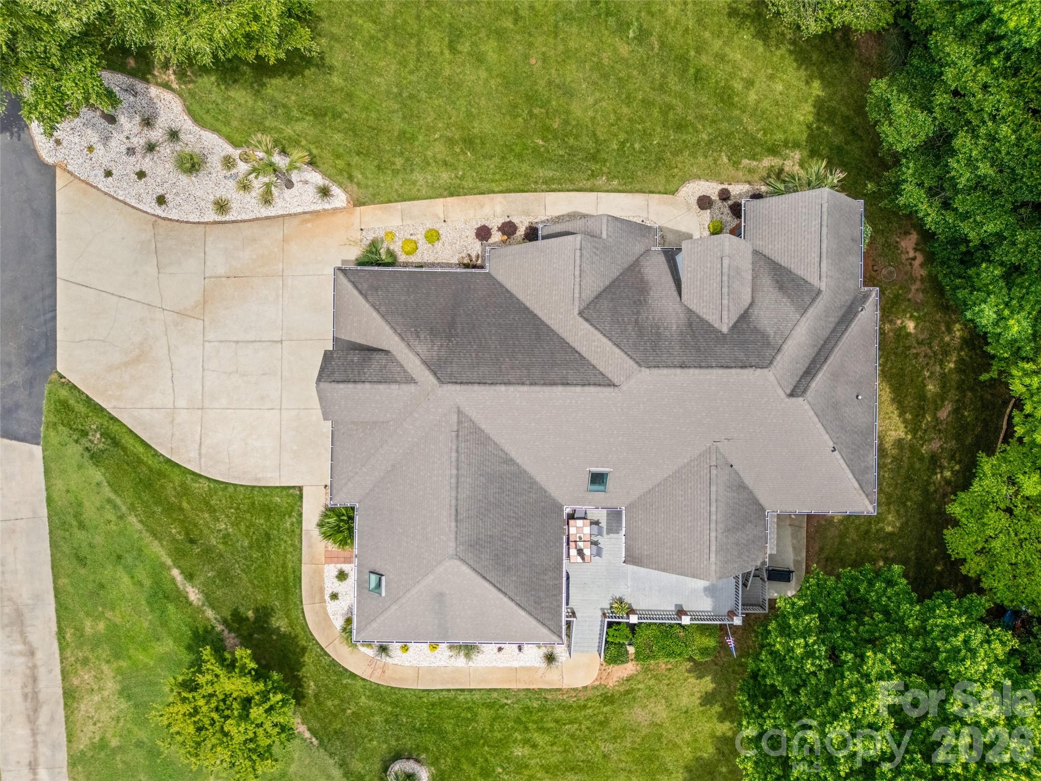 1850 Poinciana Drive — York