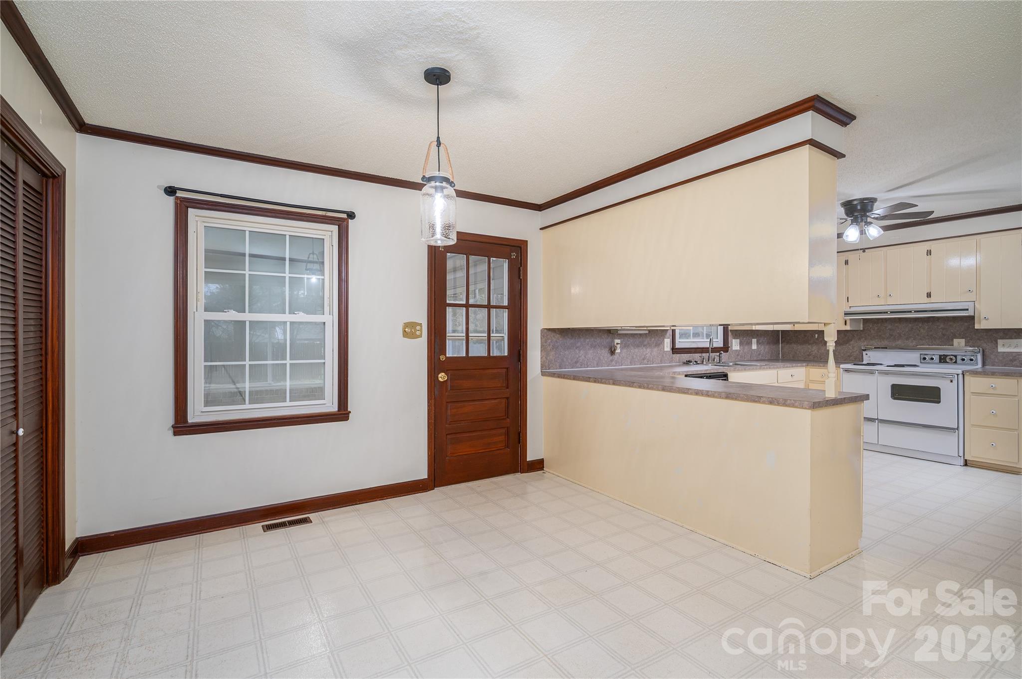 225 Dogwood Drive — Mount Holly