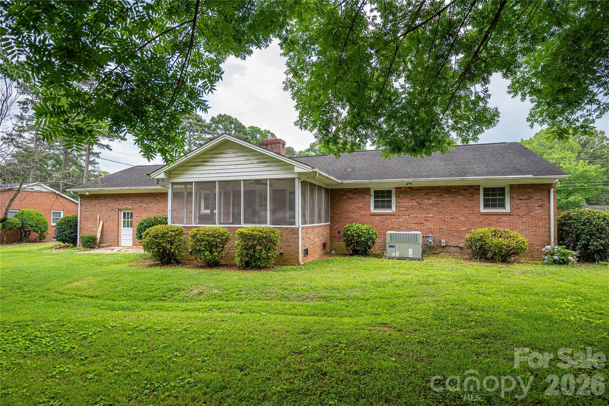 225 Dogwood Drive — Mount Holly
