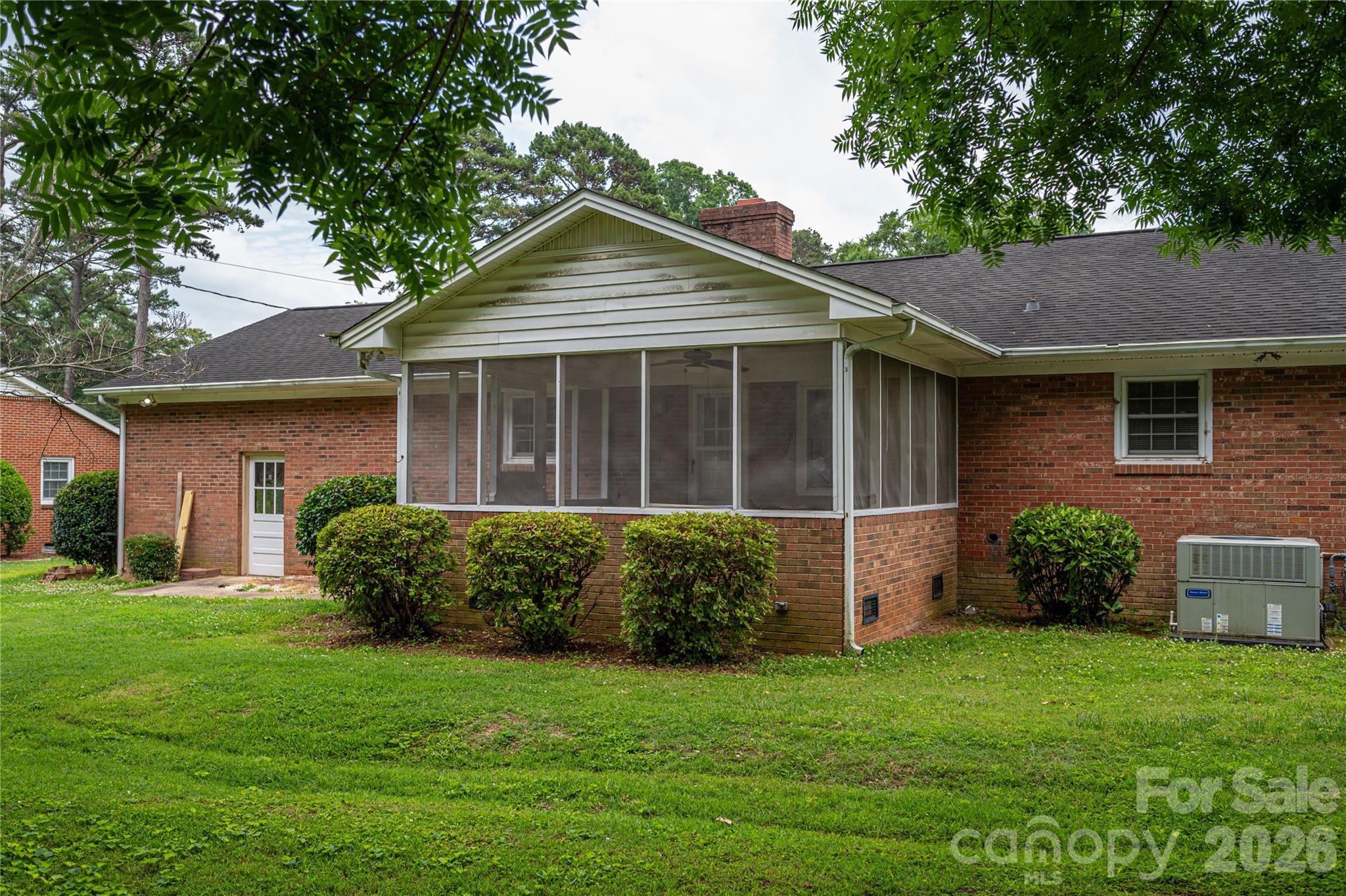 225 Dogwood Drive — Mount Holly