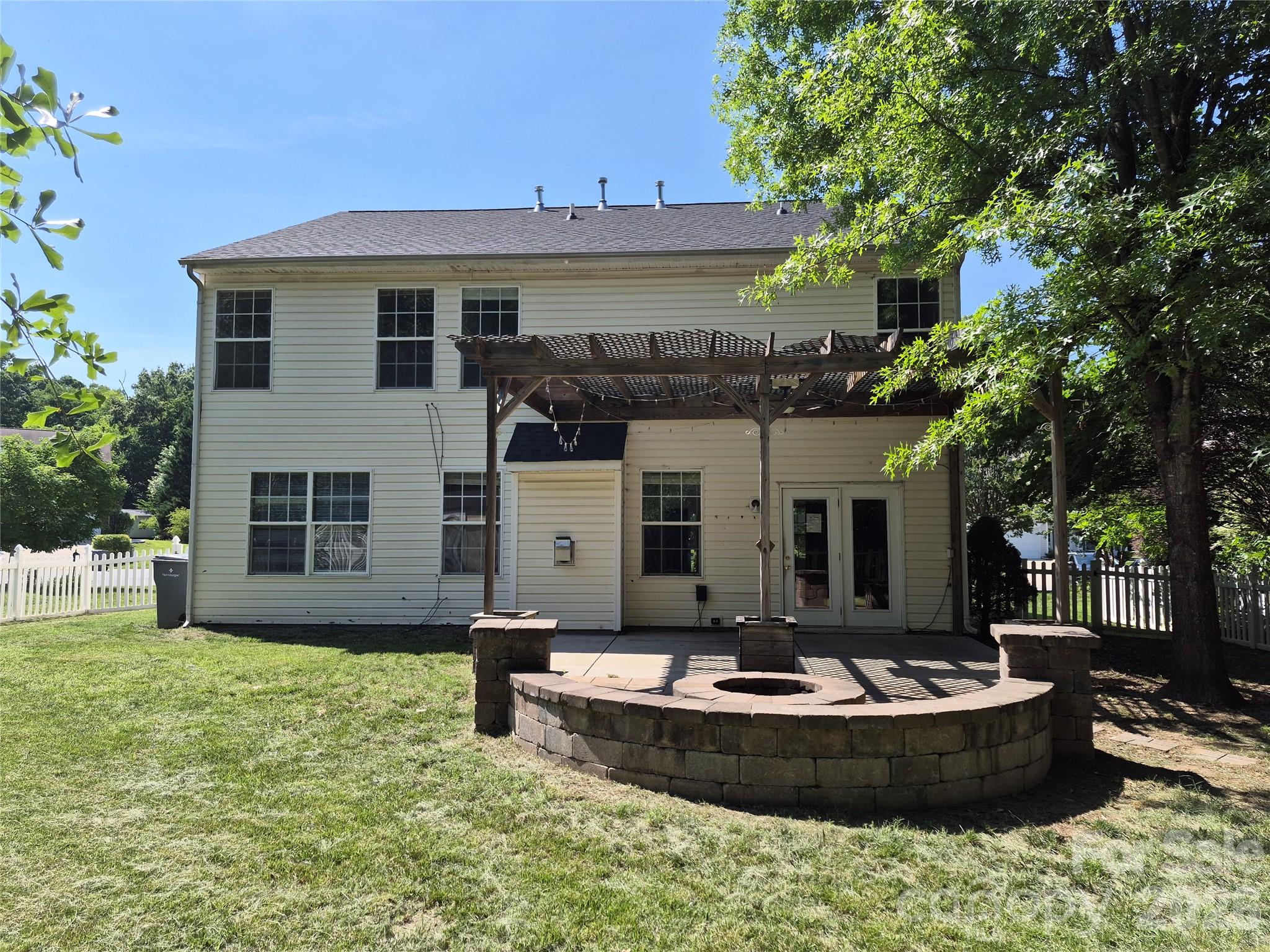 6229 Roseway Court — Harrisburg