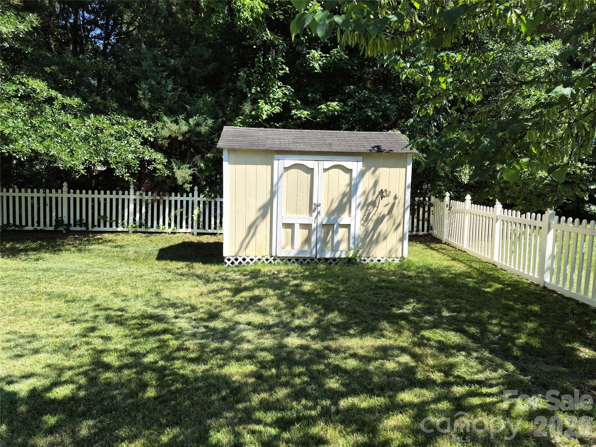 6229 Roseway Court — Harrisburg