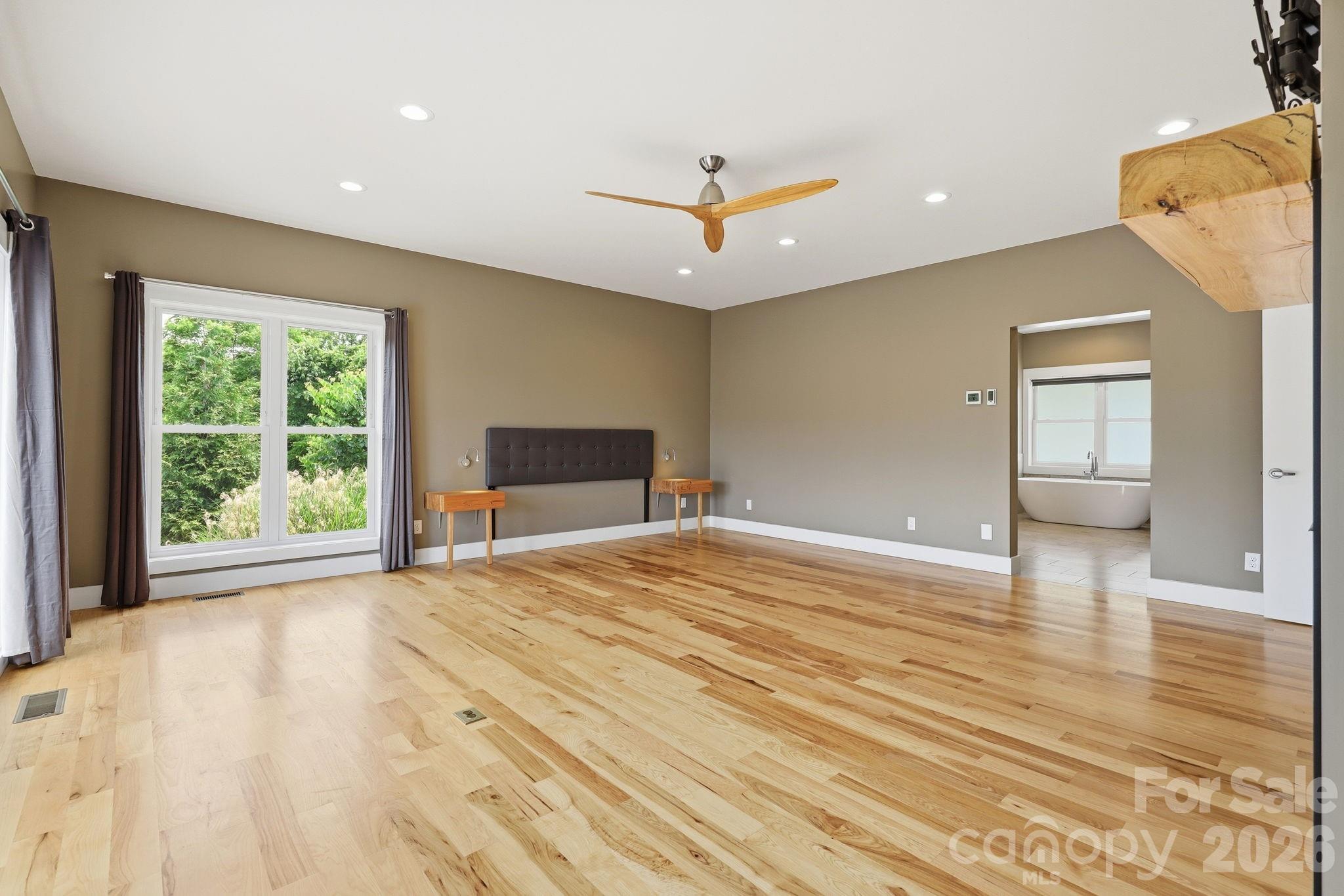 41 Bell Sprinkle Road — Weaverville