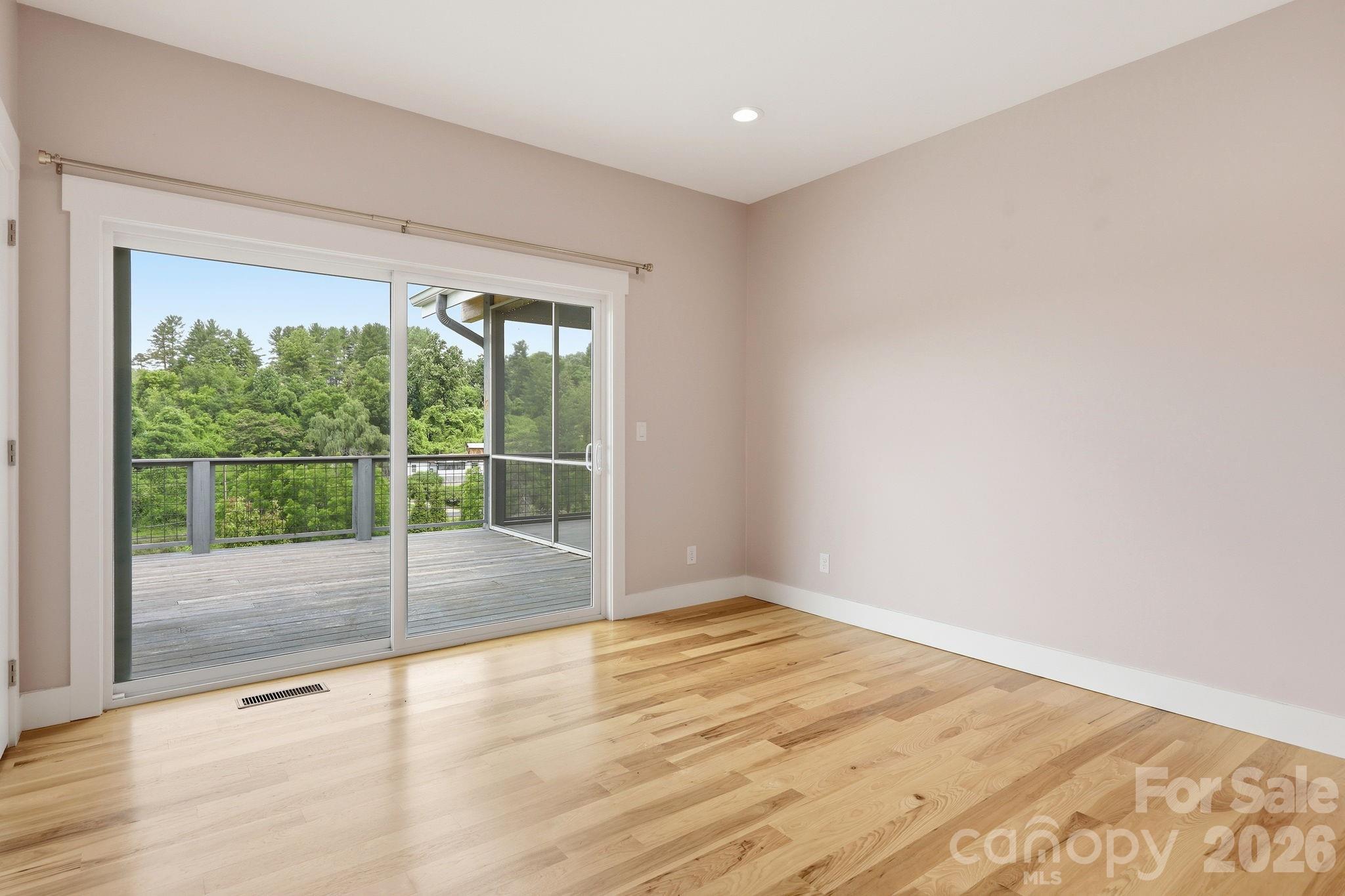 41 Bell Sprinkle Road — Weaverville