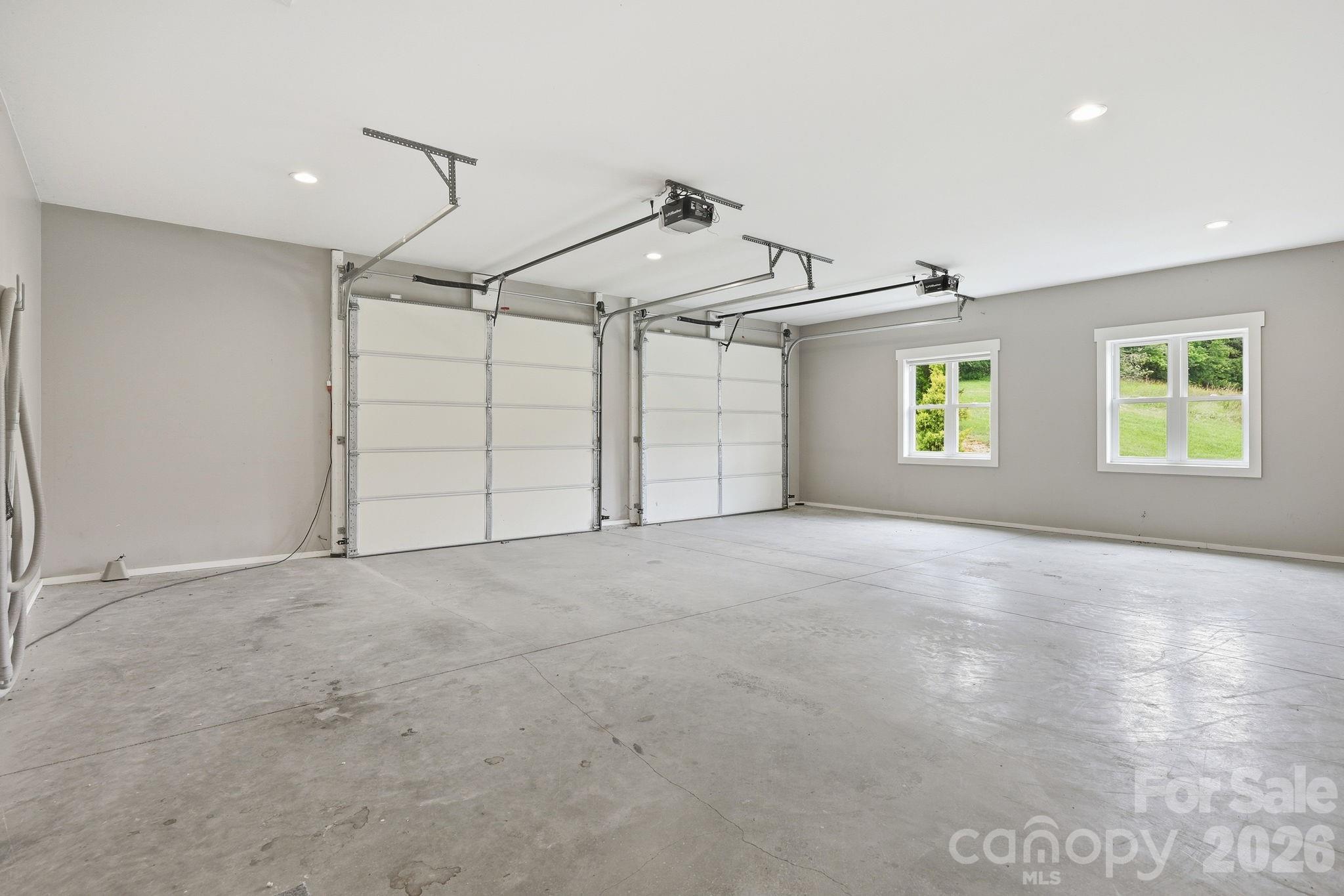 41 Bell Sprinkle Road — Weaverville