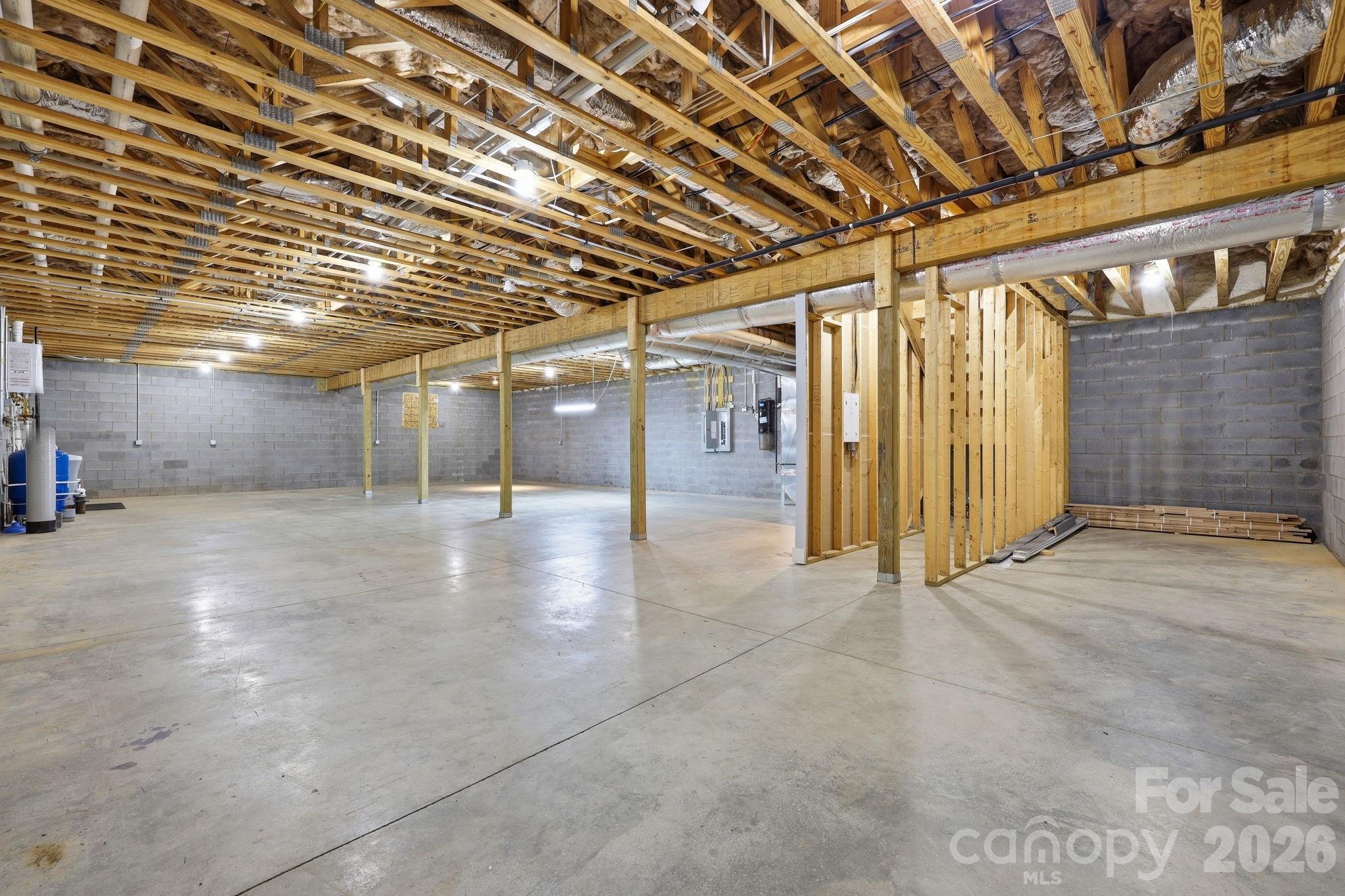 41 Bell Sprinkle Road — Weaverville