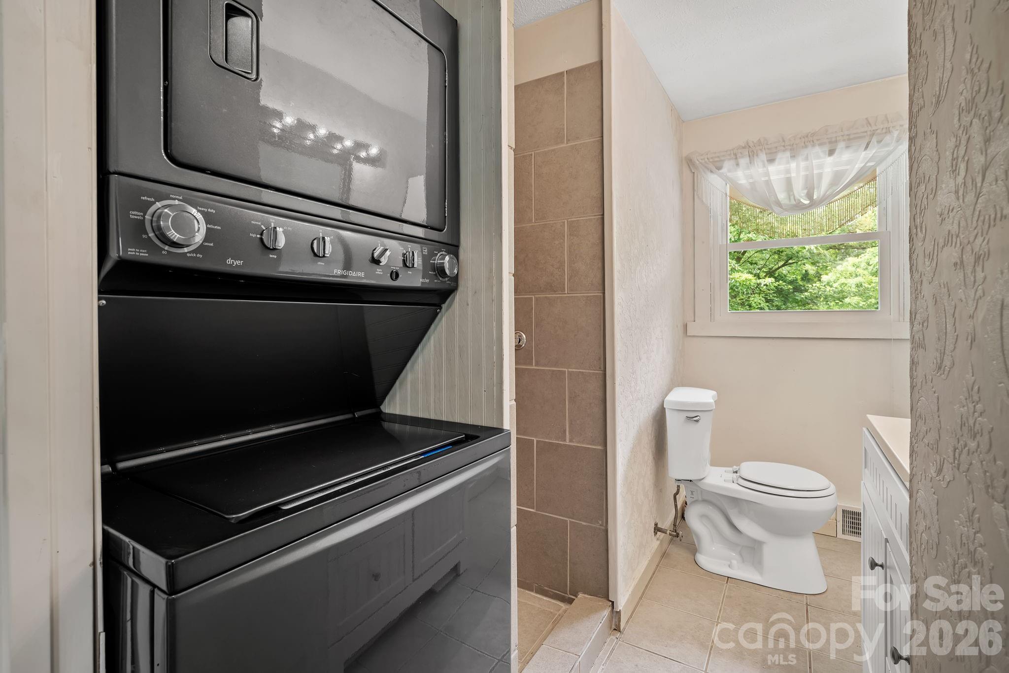 154 Richmond Hill Drive — Asheville