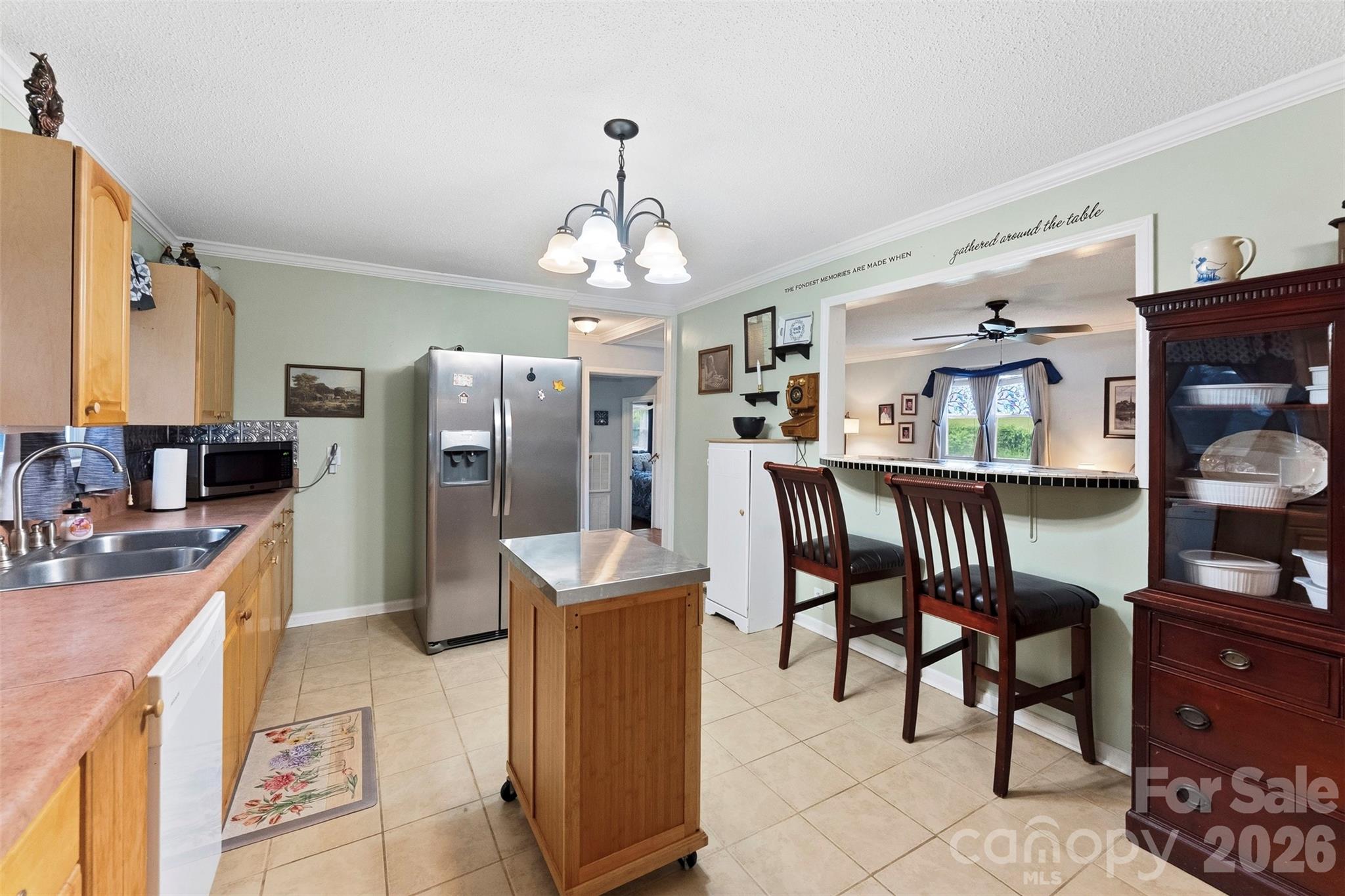 810 Bradley Road — Dallas