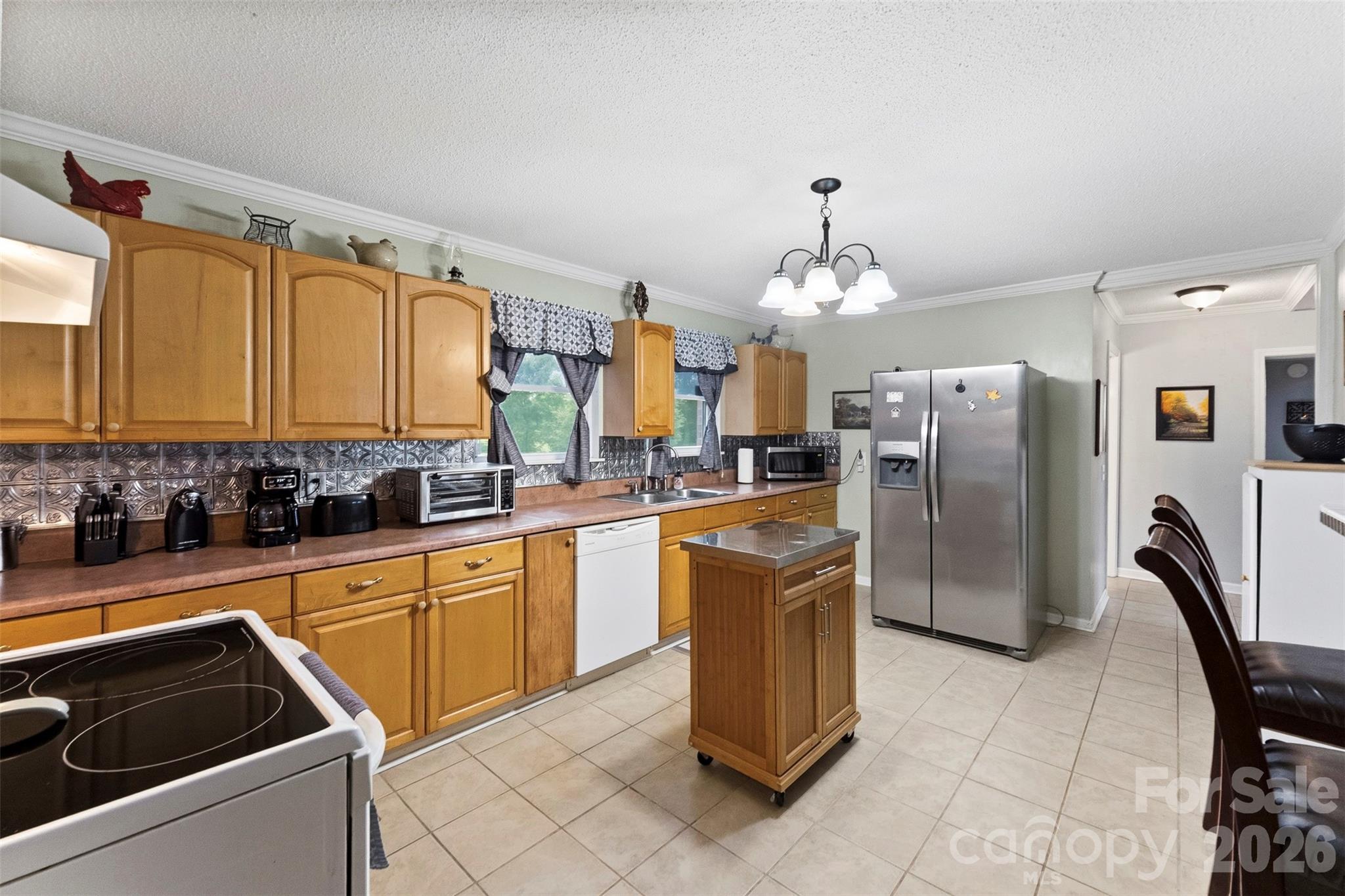 810 Bradley Road — Dallas