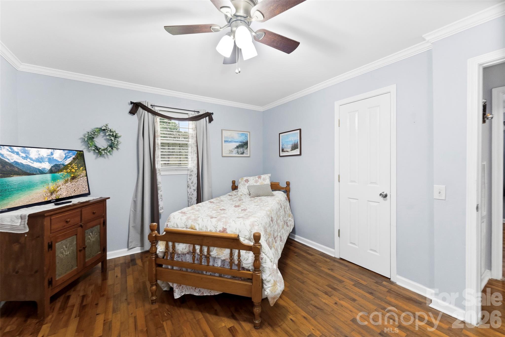 810 Bradley Road — Dallas