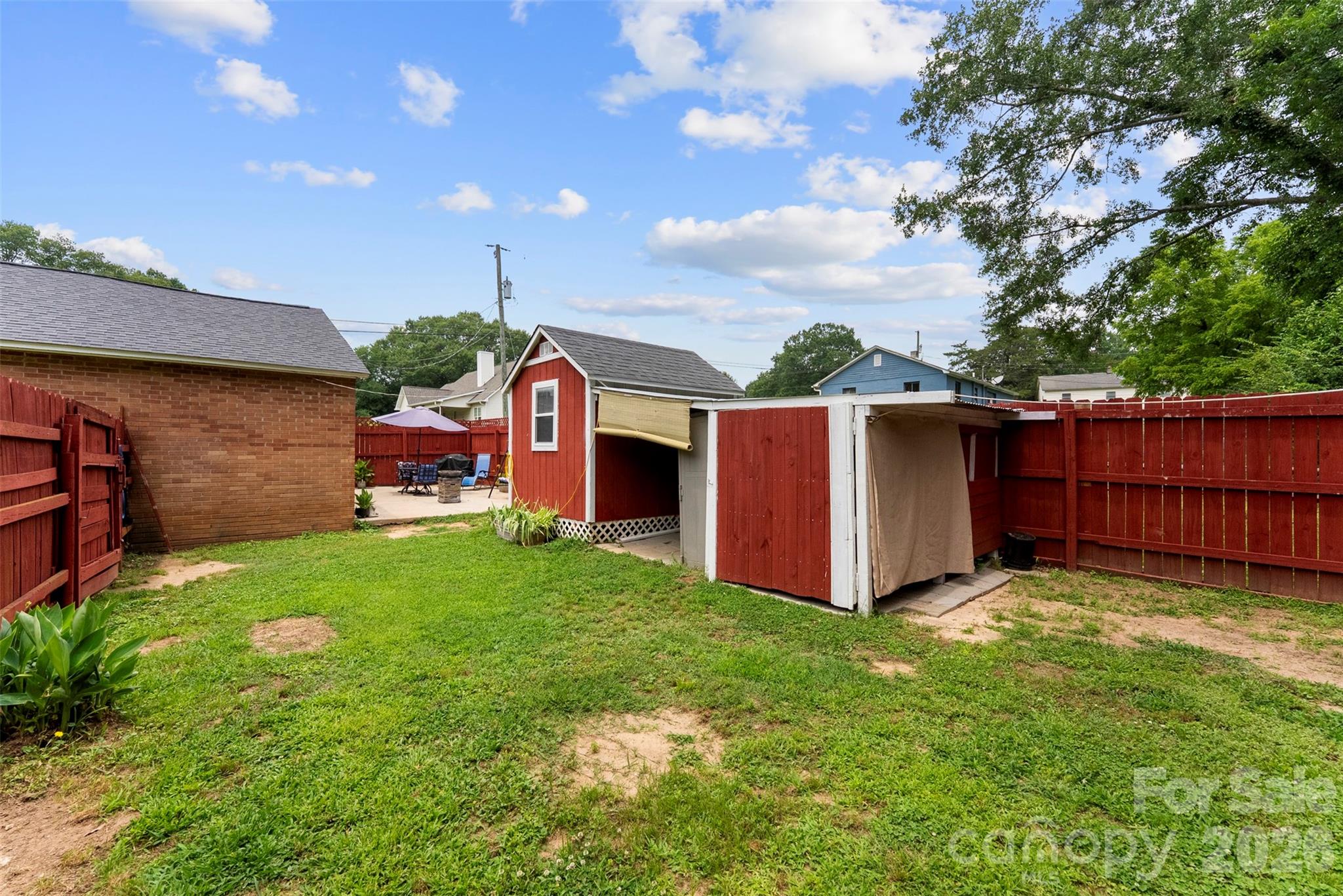 810 Bradley Road — Dallas