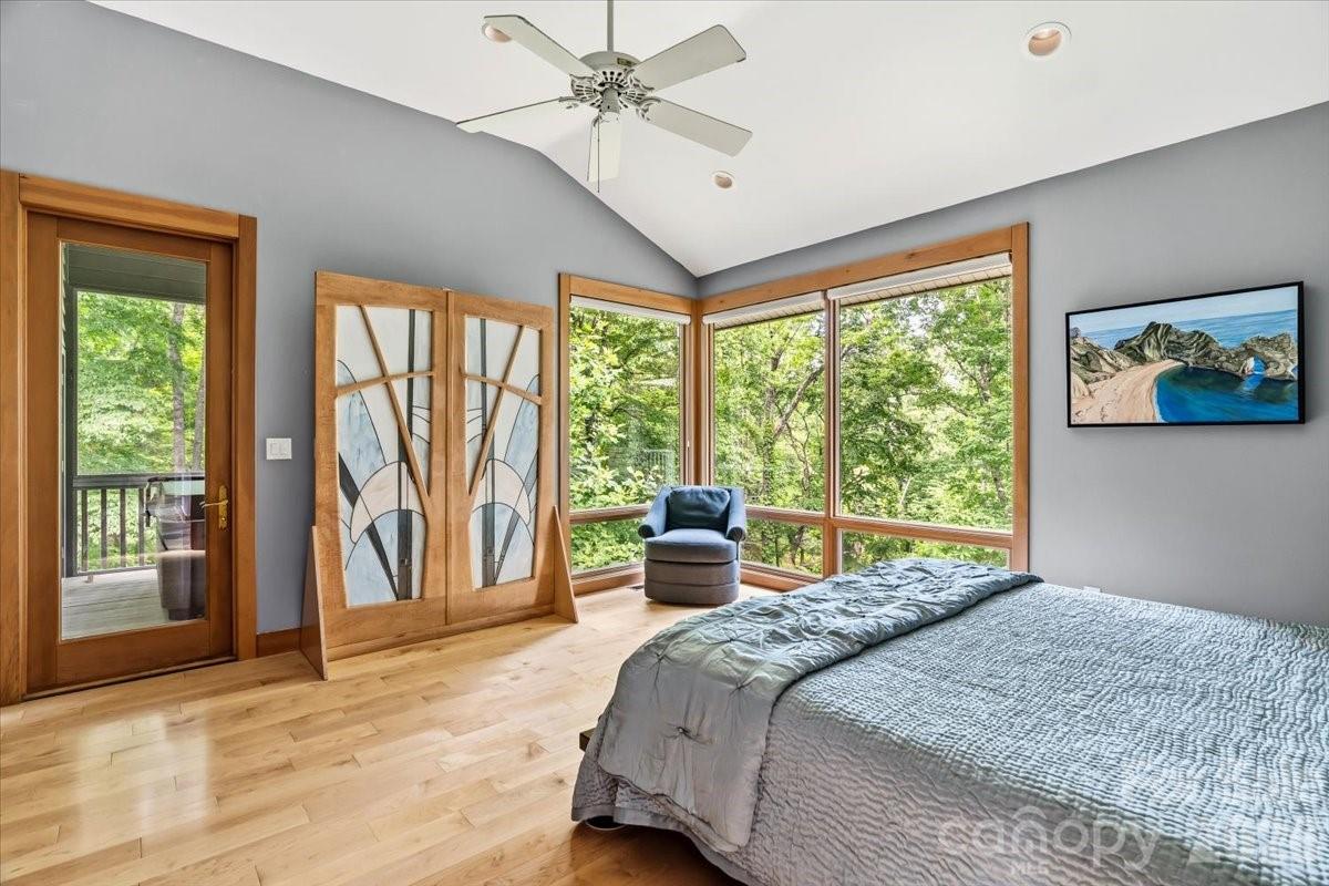 466 Sweetwater Lane — Pisgah Forest