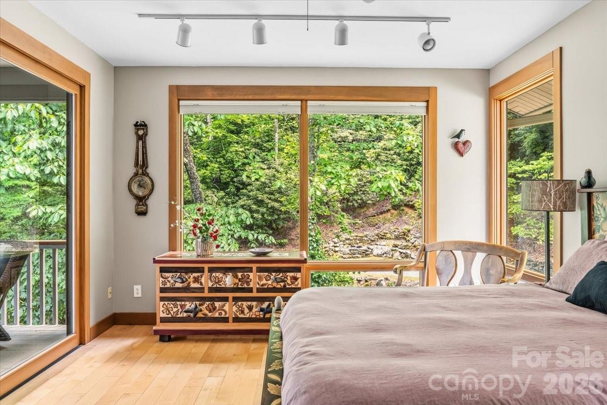466 Sweetwater Lane — Pisgah Forest