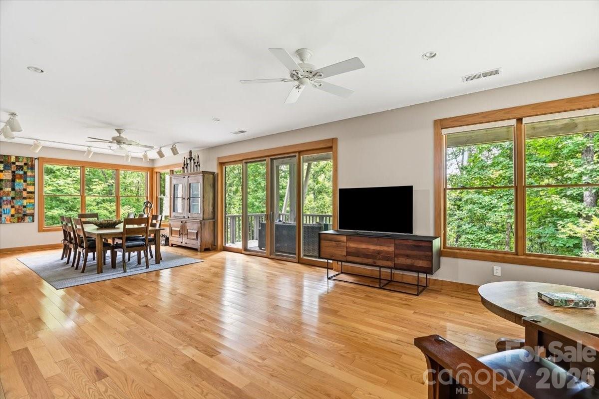 466 Sweetwater Lane — Pisgah Forest