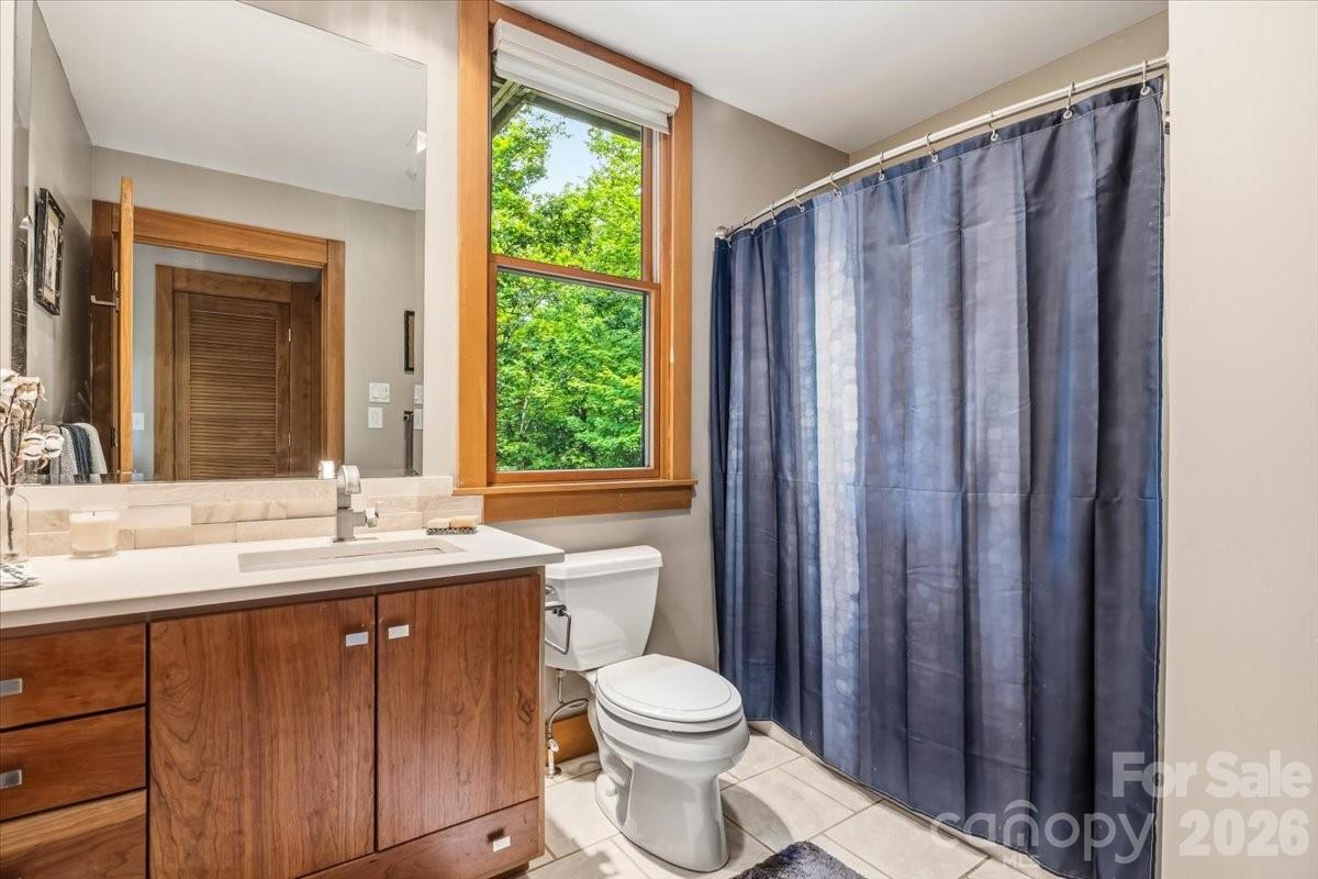 466 Sweetwater Lane — Pisgah Forest