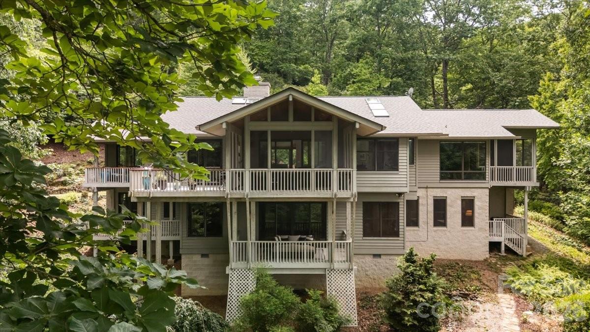 466 Sweetwater Lane — Pisgah Forest