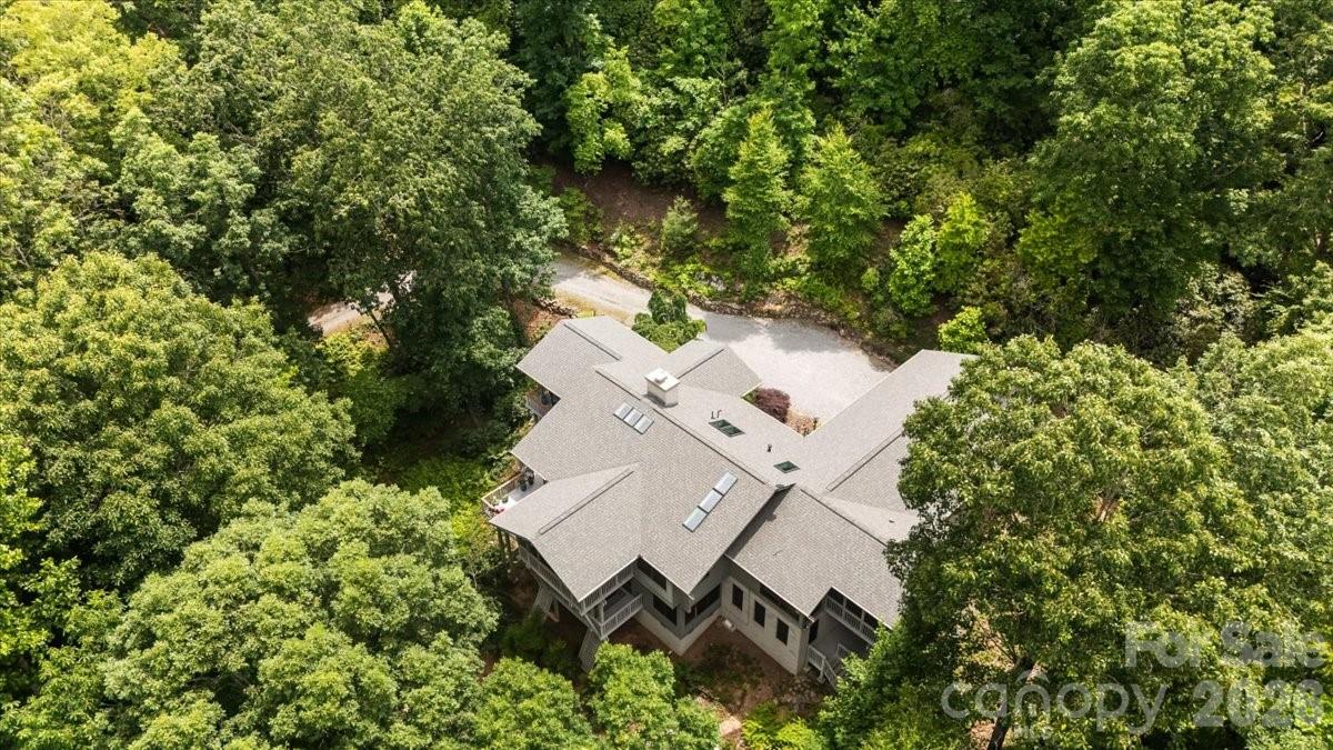 466 Sweetwater Lane — Pisgah Forest