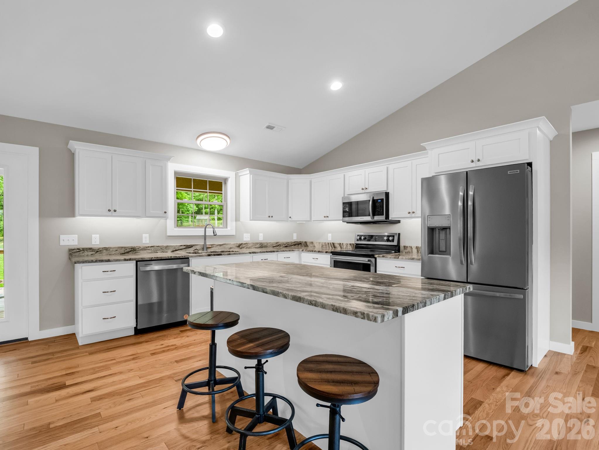 100 Walt Drive — Hendersonville