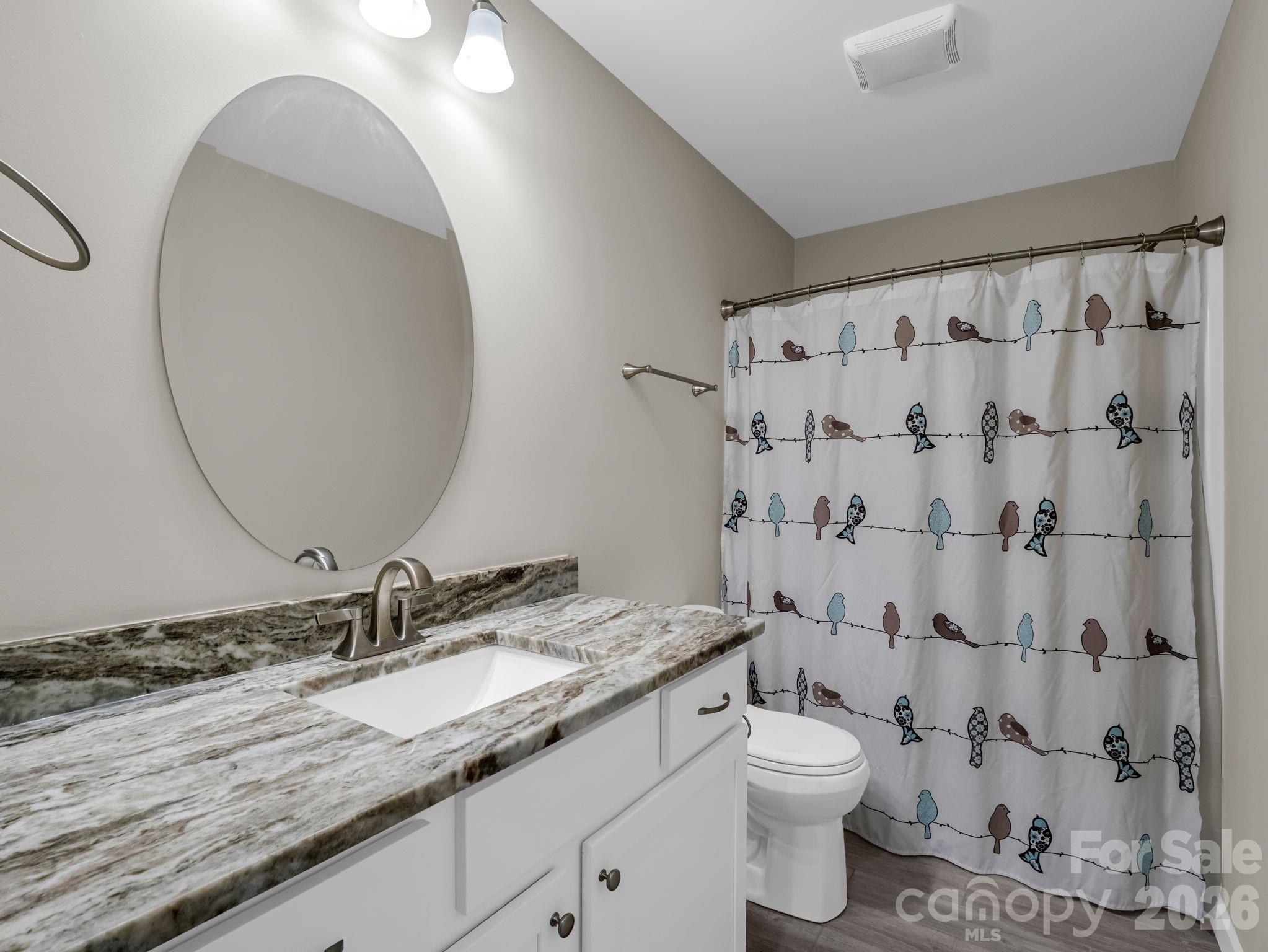 100 Walt Drive — Hendersonville