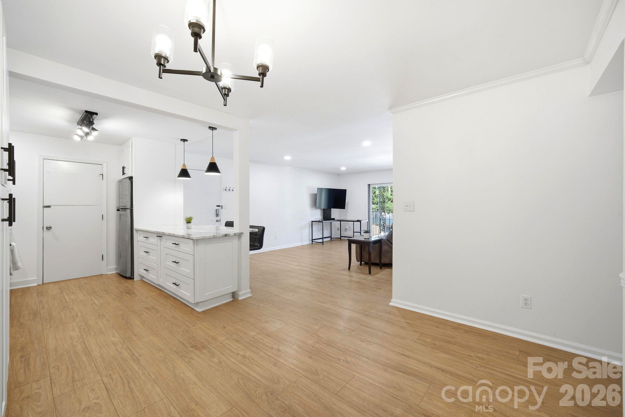 4739 Hedgemore Drive — Charlotte